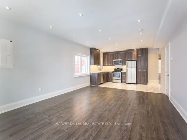 987 Avenue Road, #Upper