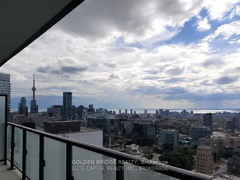 955 Bay Street, #3805
