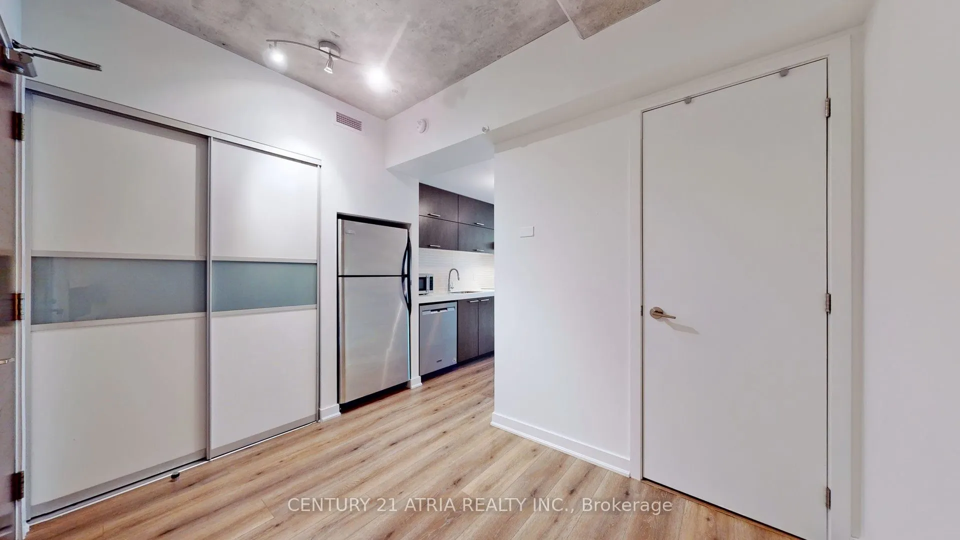 55 Stewart Street, #627