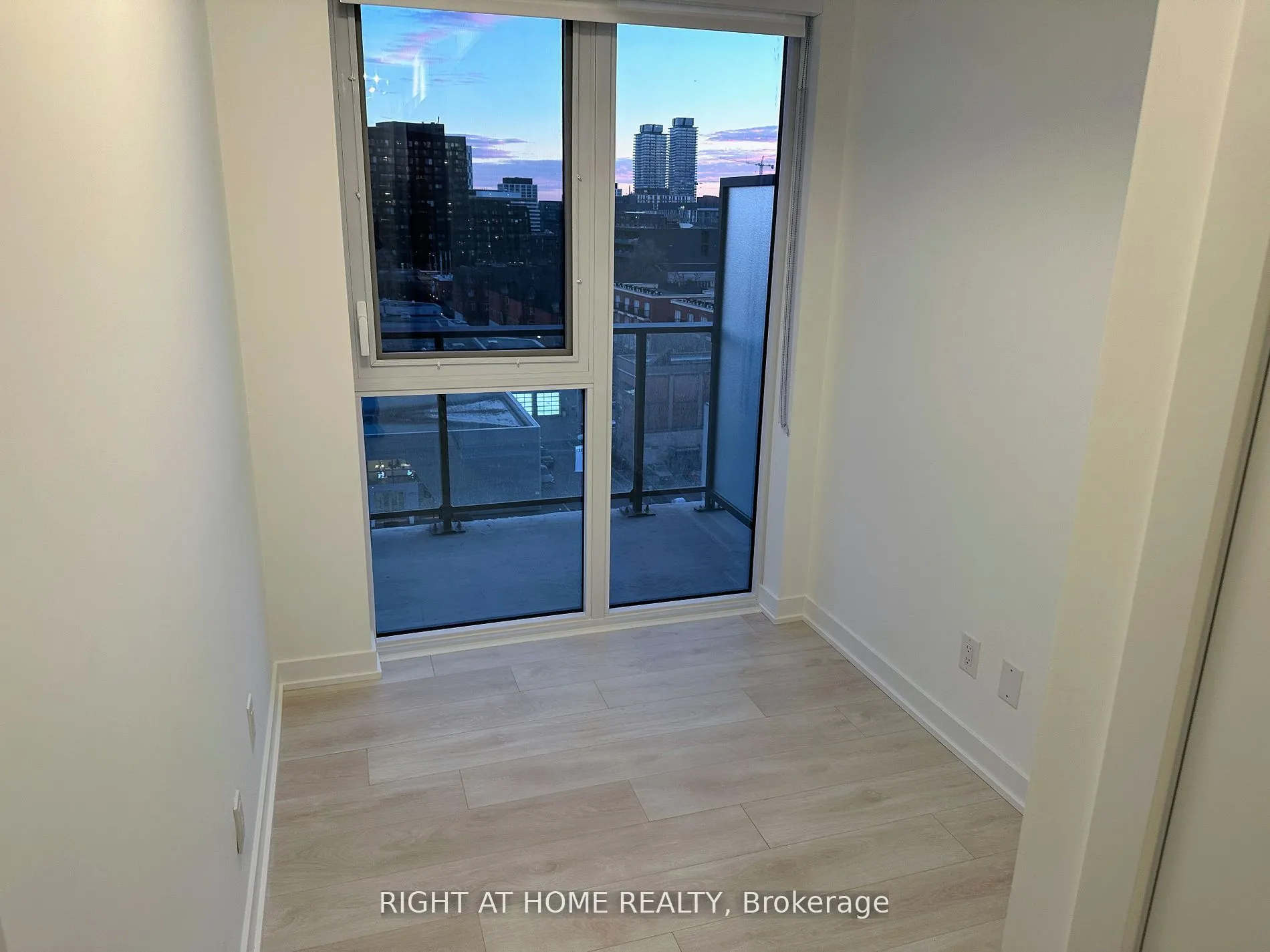 5 Defries Street S, #710