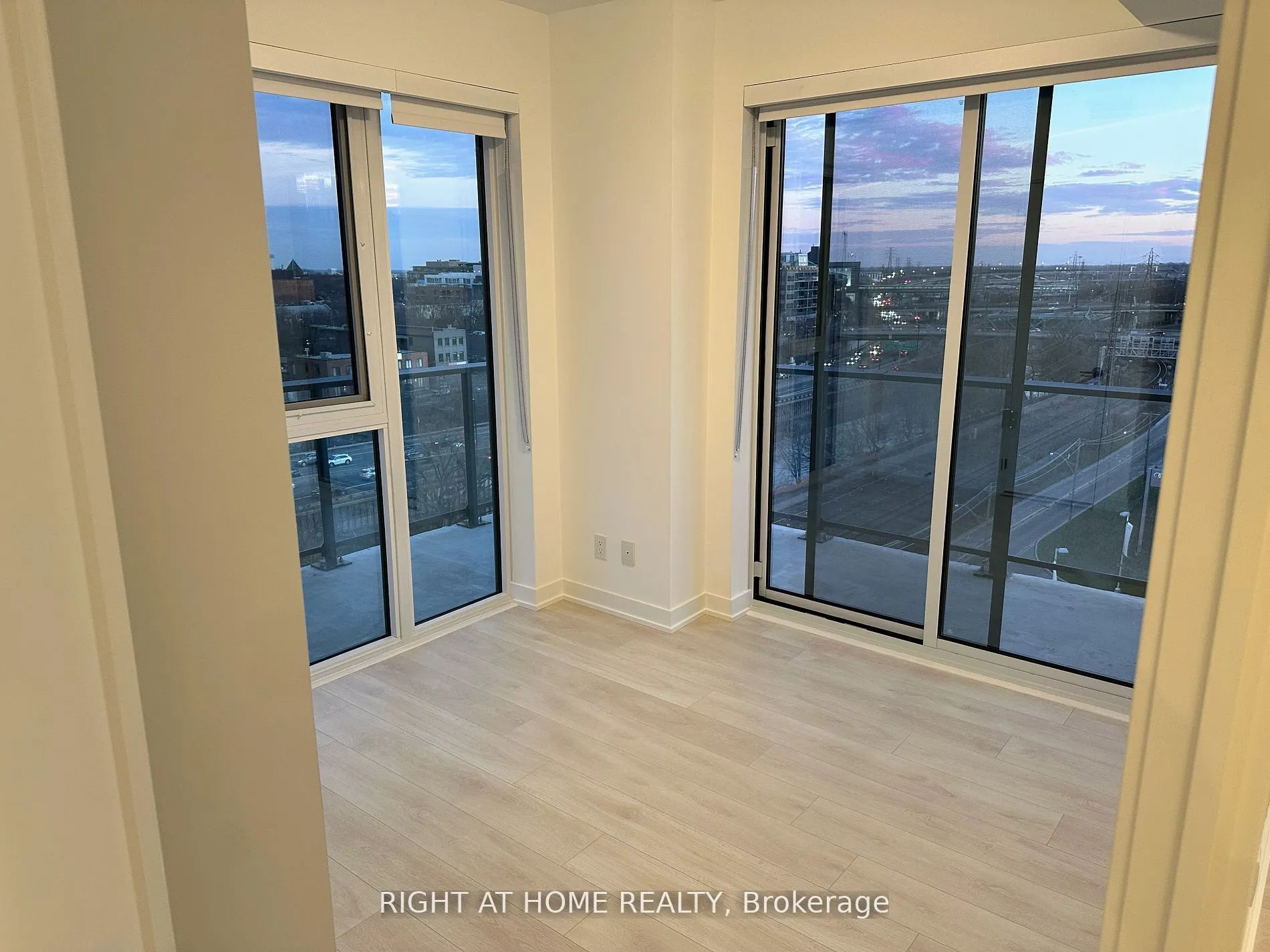 5 Defries Street S, #710