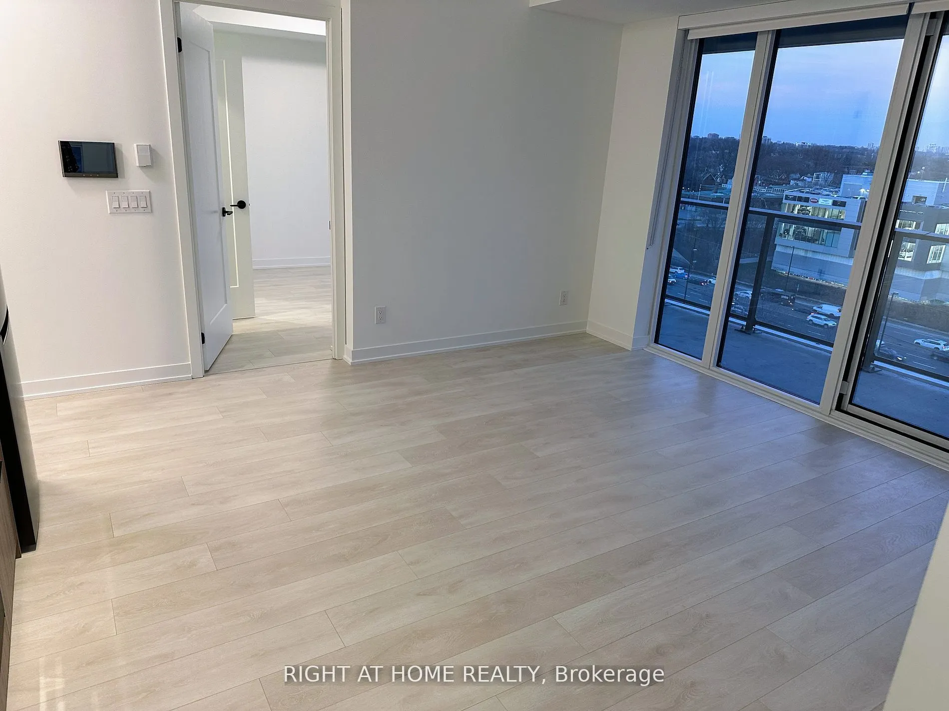 5 Defries Street S, #710