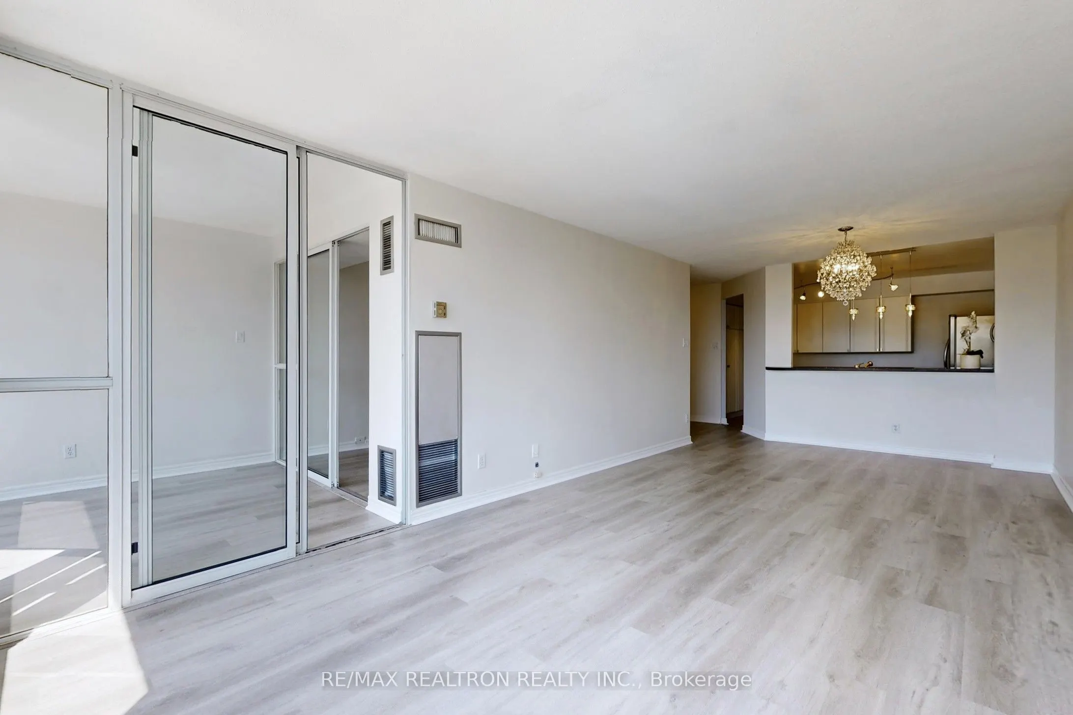 1131 Steeles Avenue W, #407