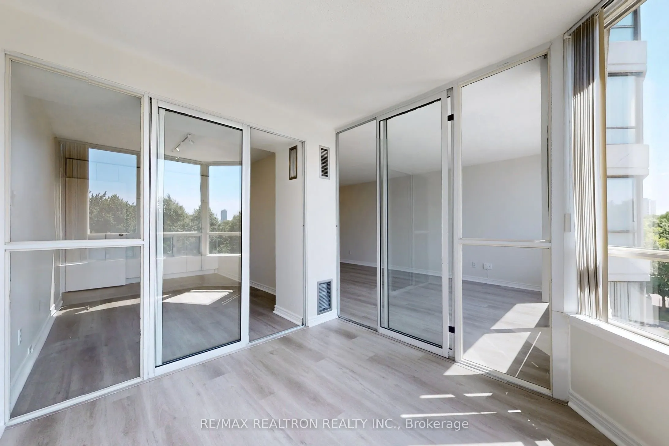 1131 Steeles Avenue W, #407