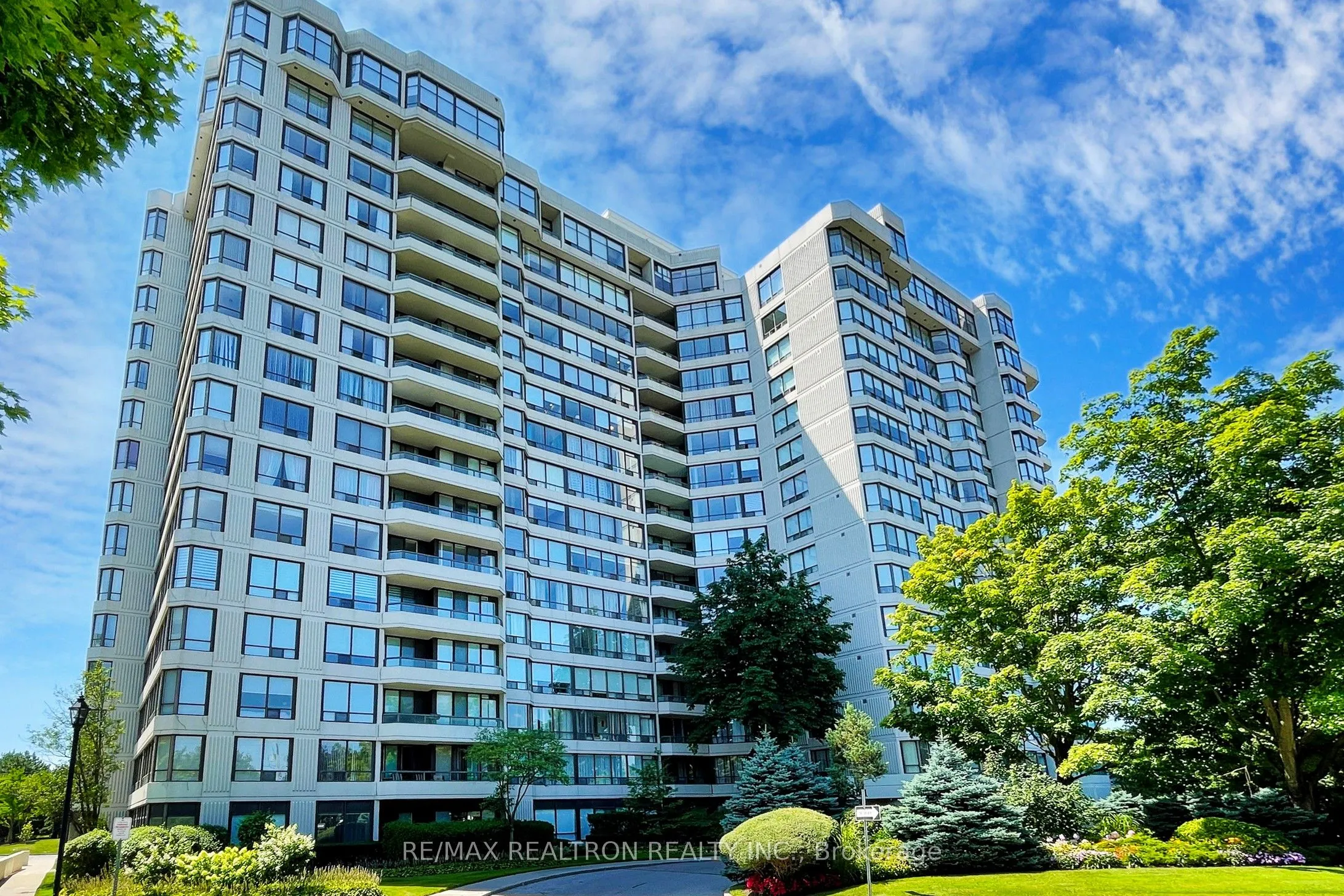 1131 Steeles Avenue W, #407