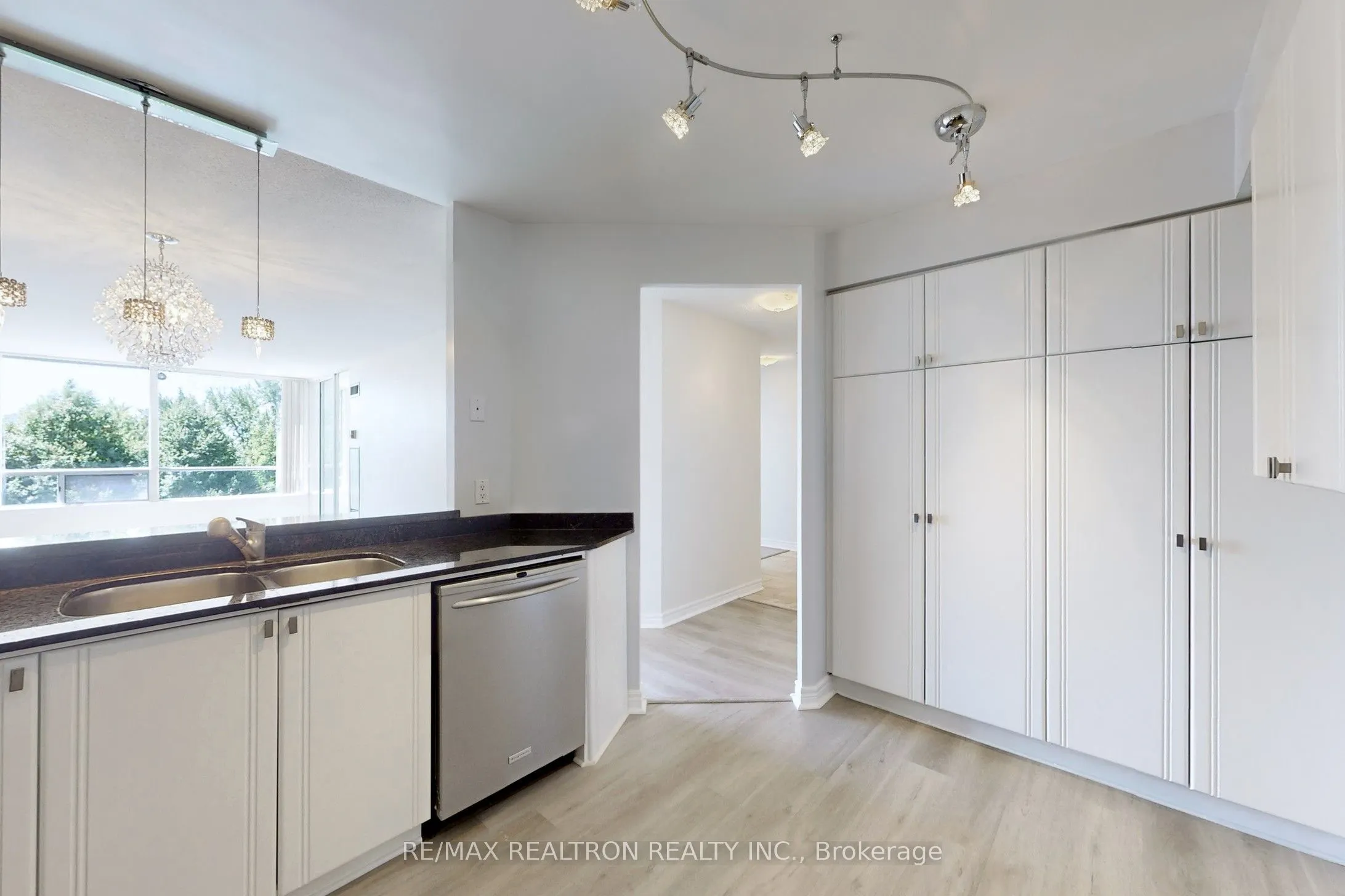 1131 Steeles Avenue W, #407