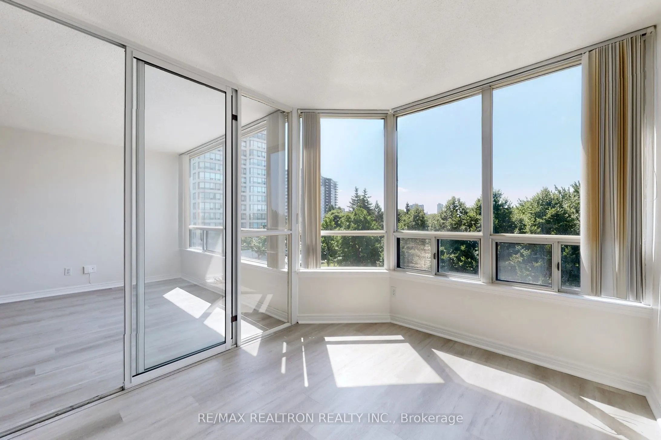 1131 Steeles Avenue W, #407