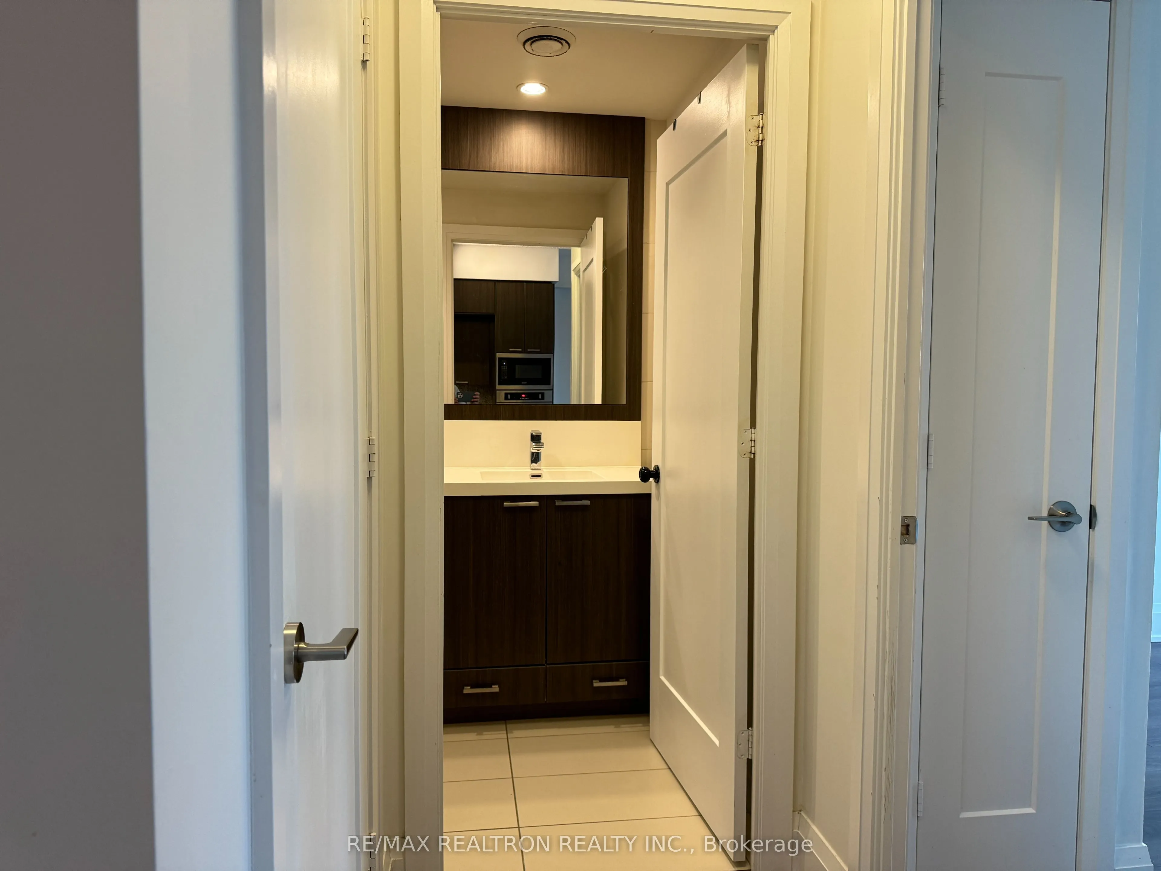 120 Harrison Garden Boulevard, #1105