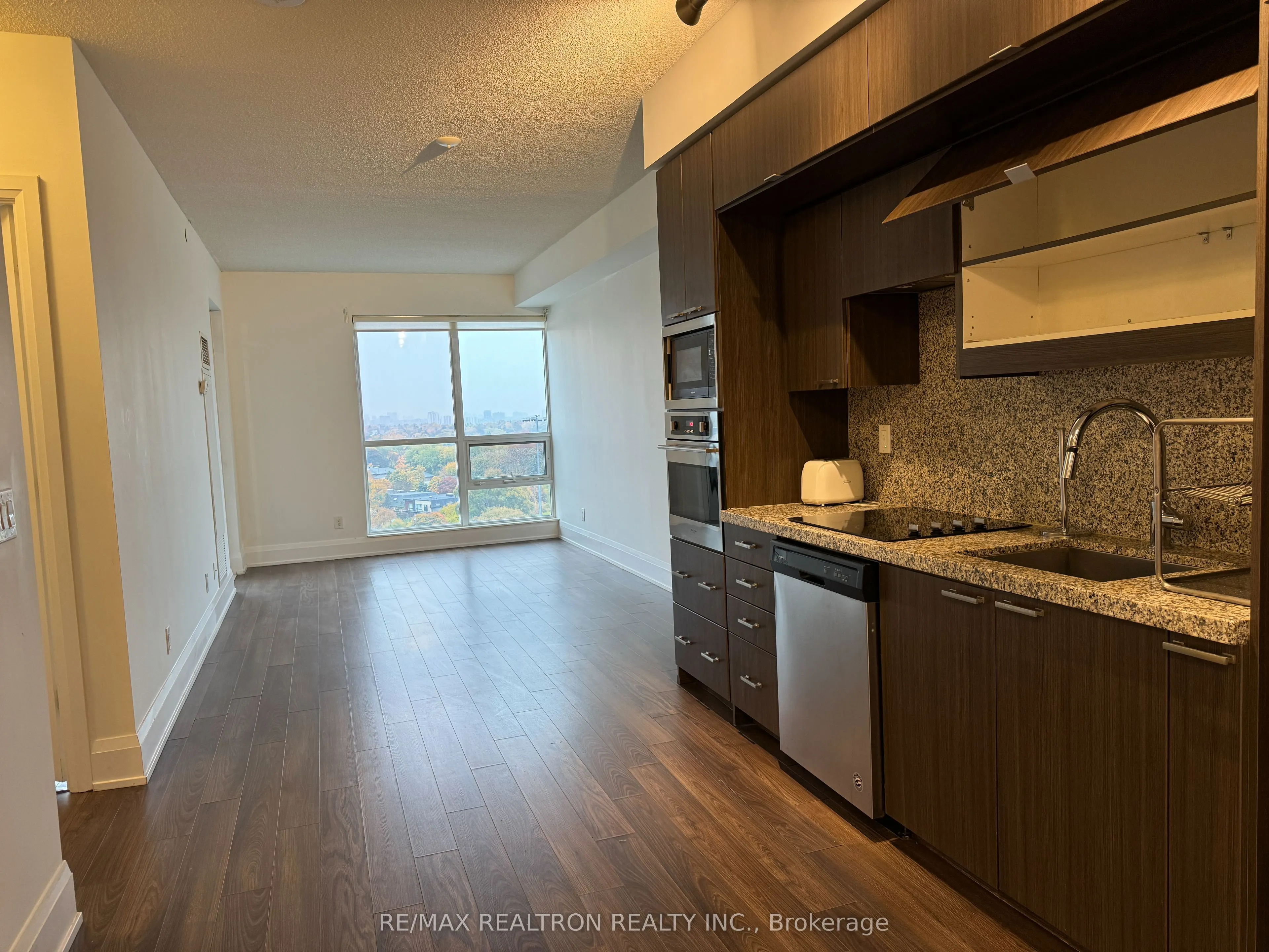 120 Harrison Garden Boulevard, #1105