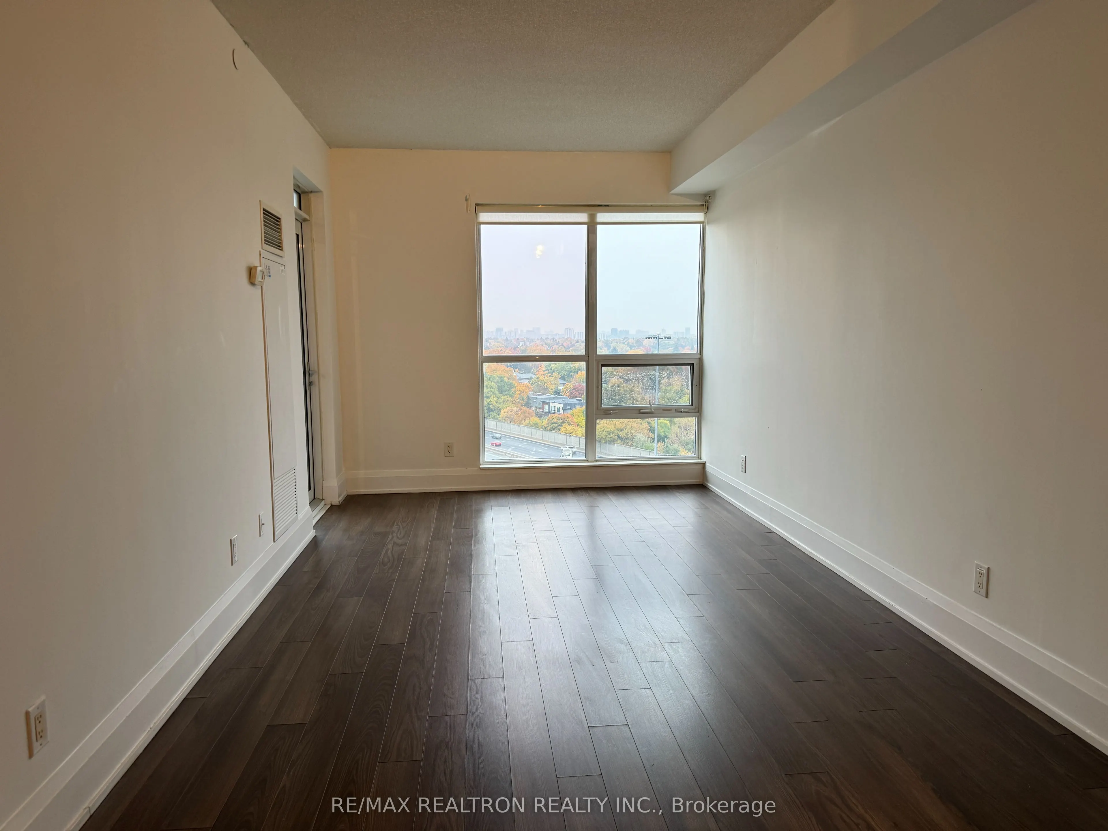 120 Harrison Garden Boulevard, #1105