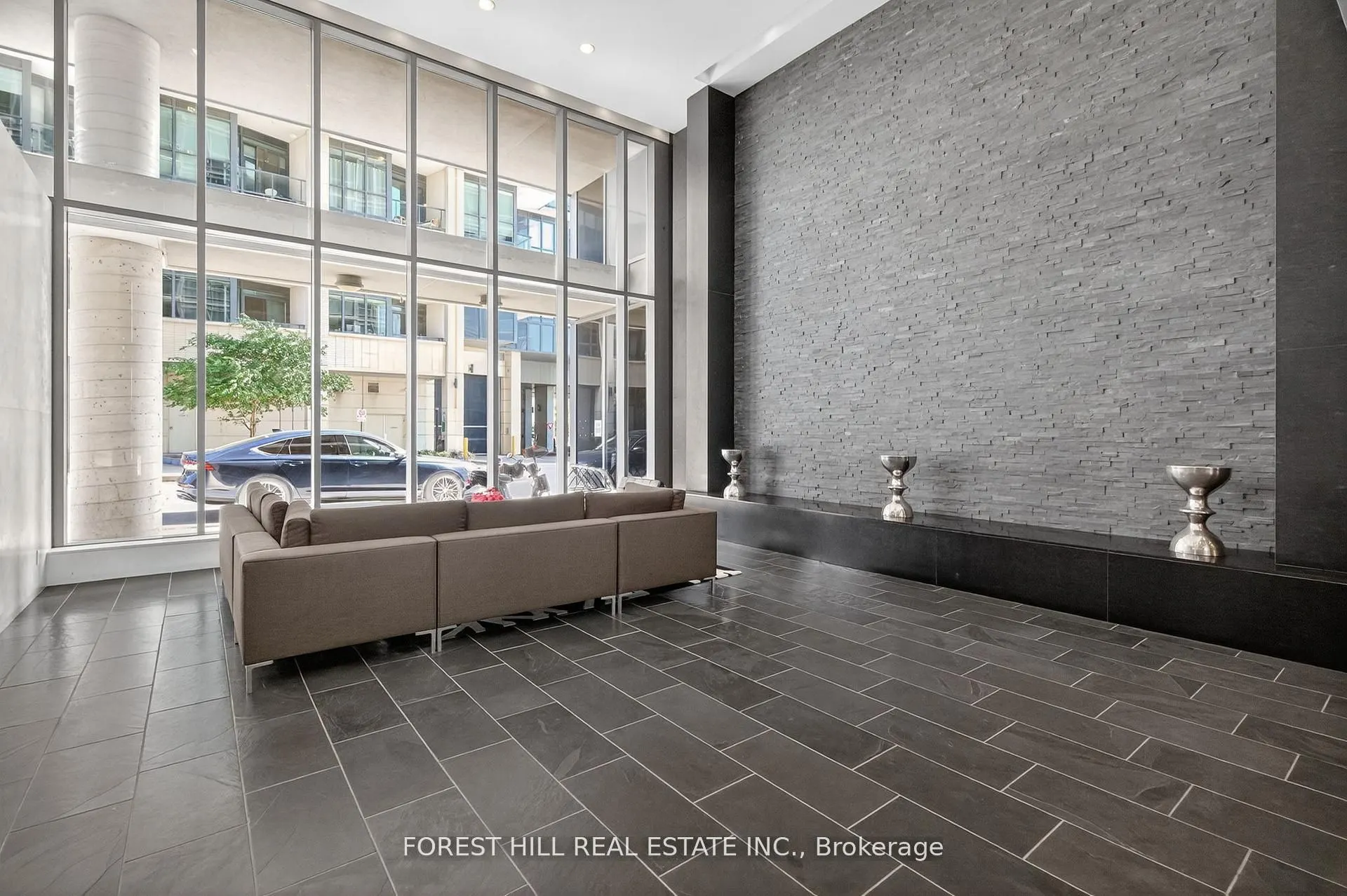 55 East Liberty Street, #604