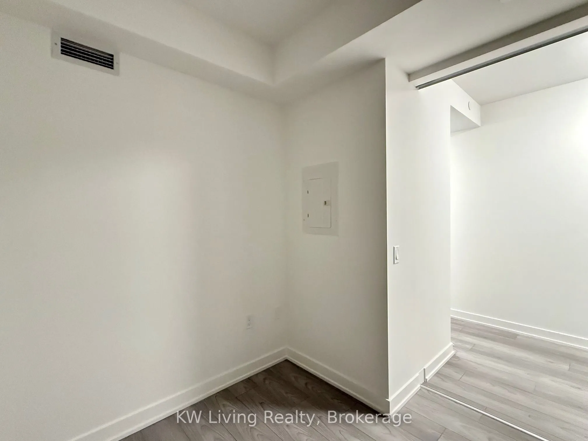 120 Broadway Avenue, #512