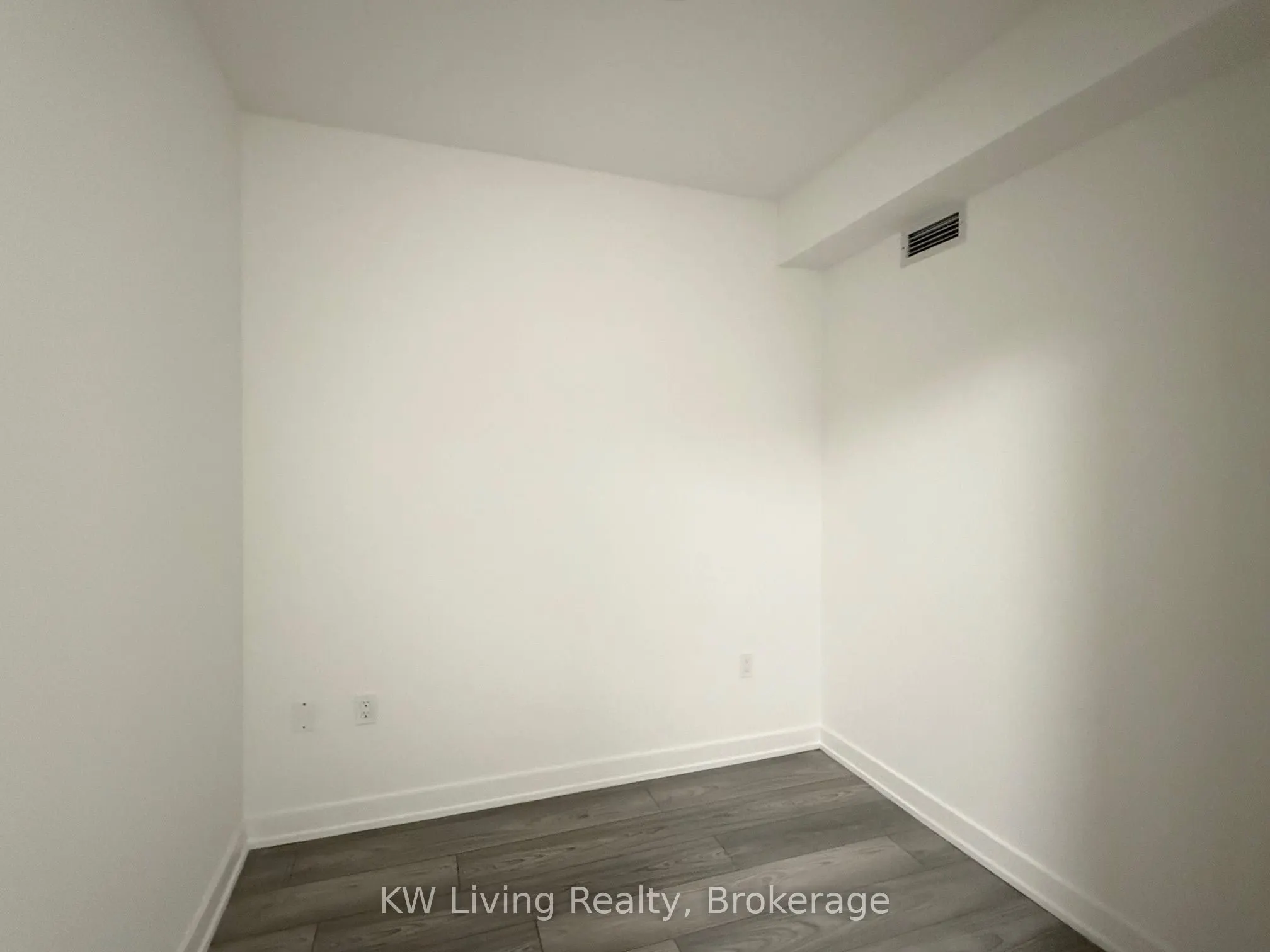 120 Broadway Avenue, #512