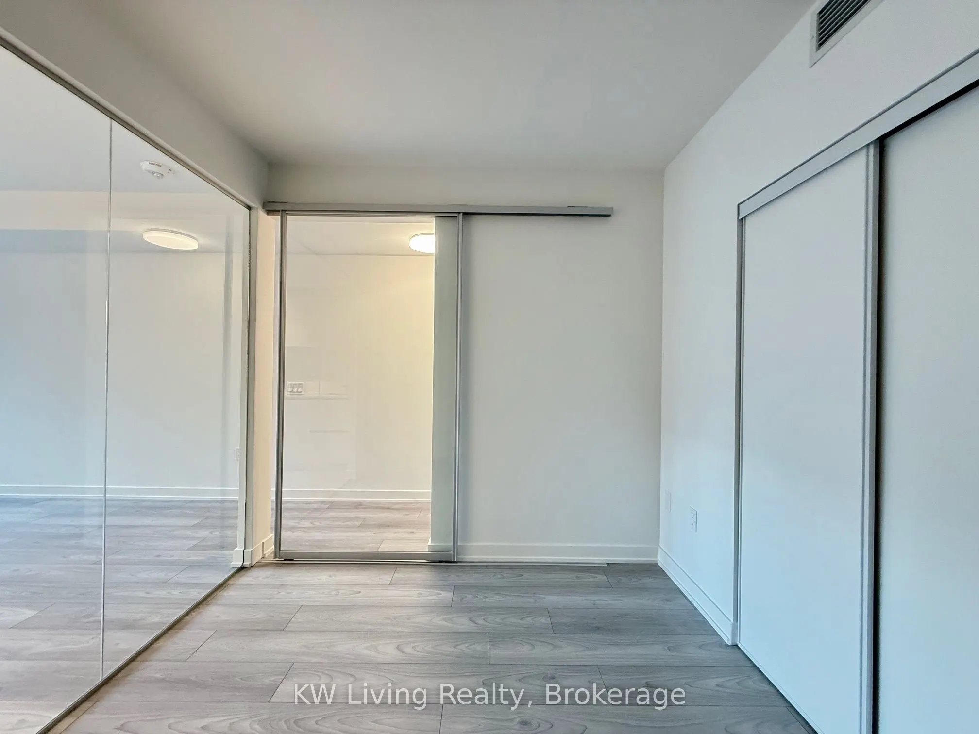 120 Broadway Avenue, #512