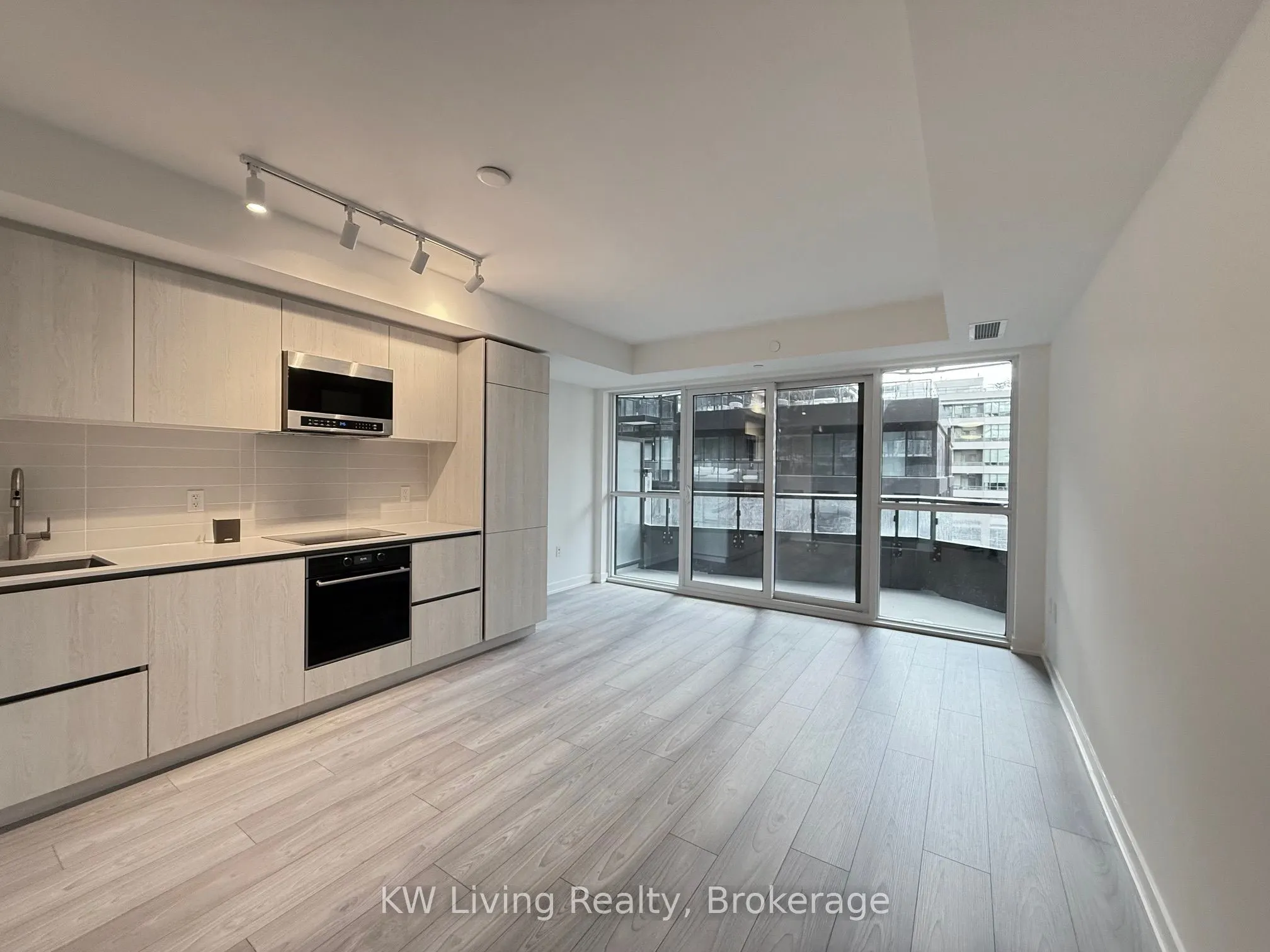 120 Broadway Avenue, #512