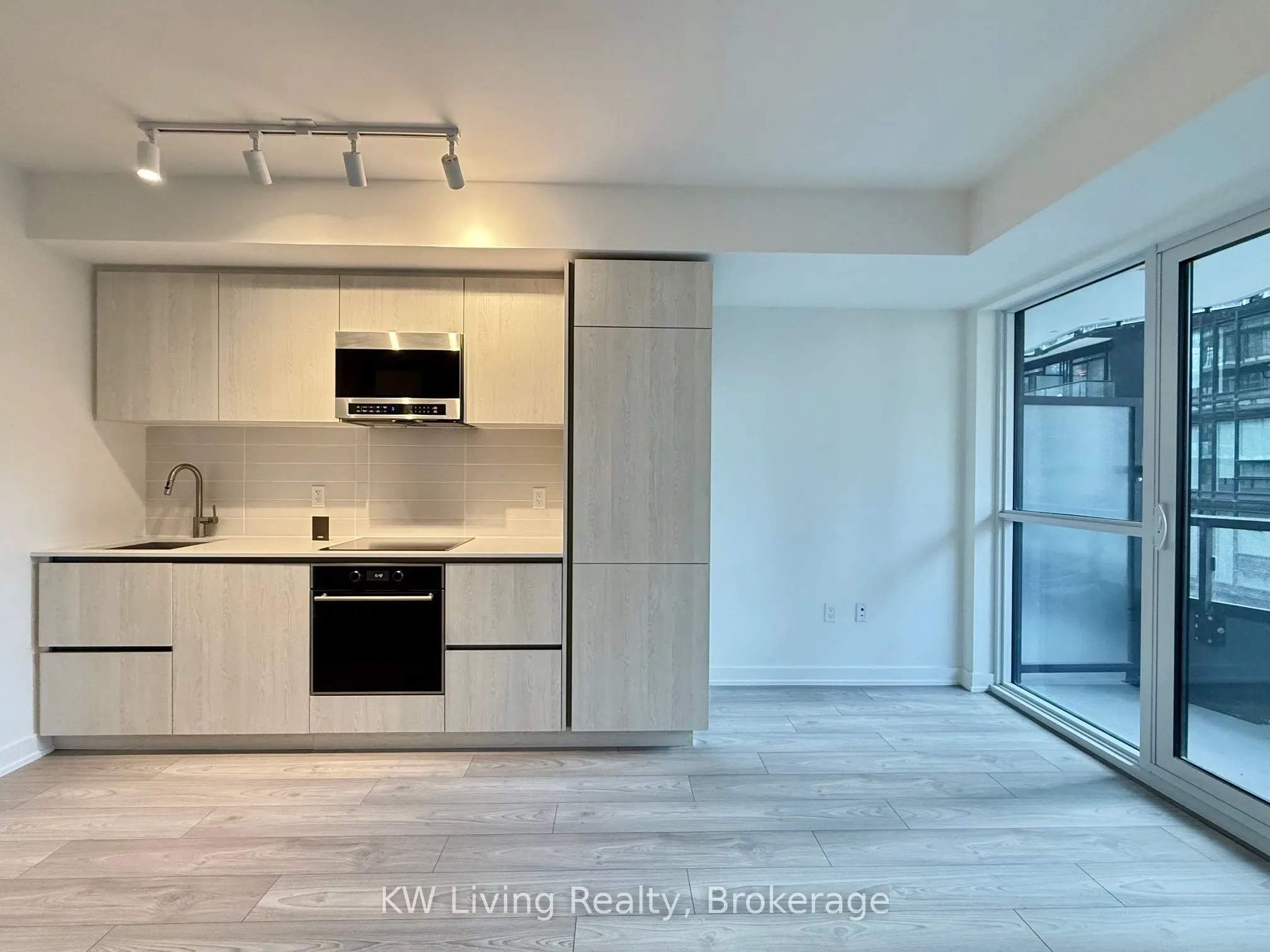 120 Broadway Avenue, #512