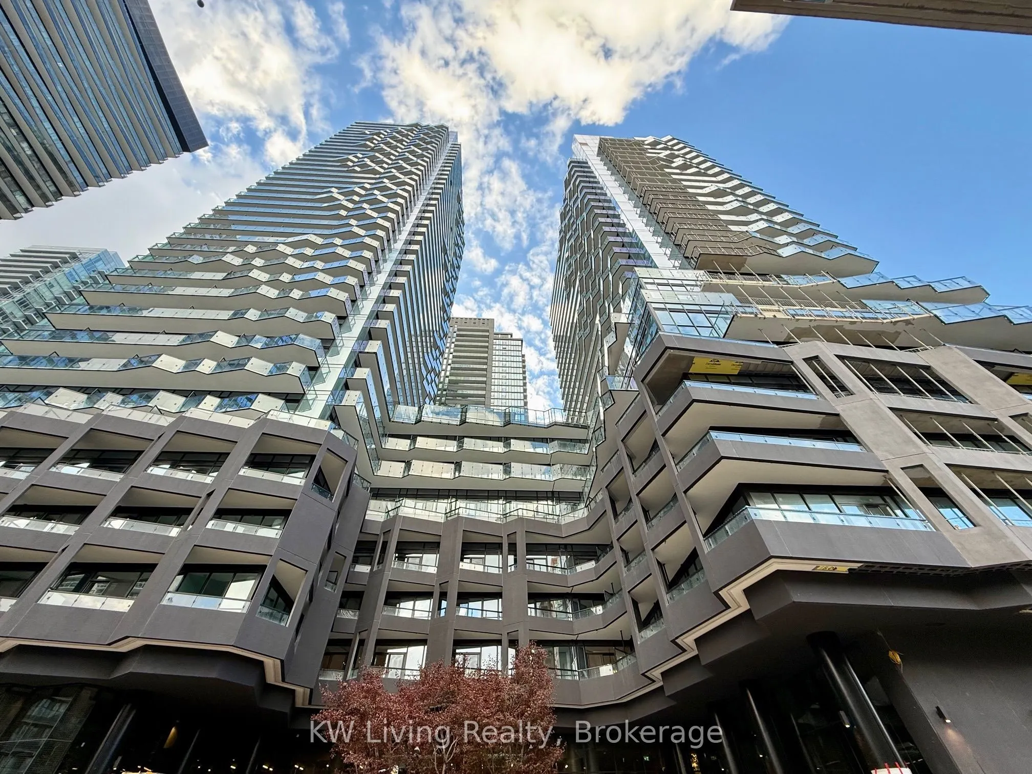 120 Broadway Avenue, #512
