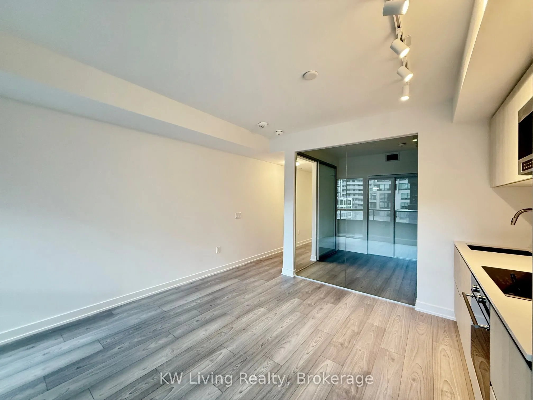 120 Broadway Avenue, #512