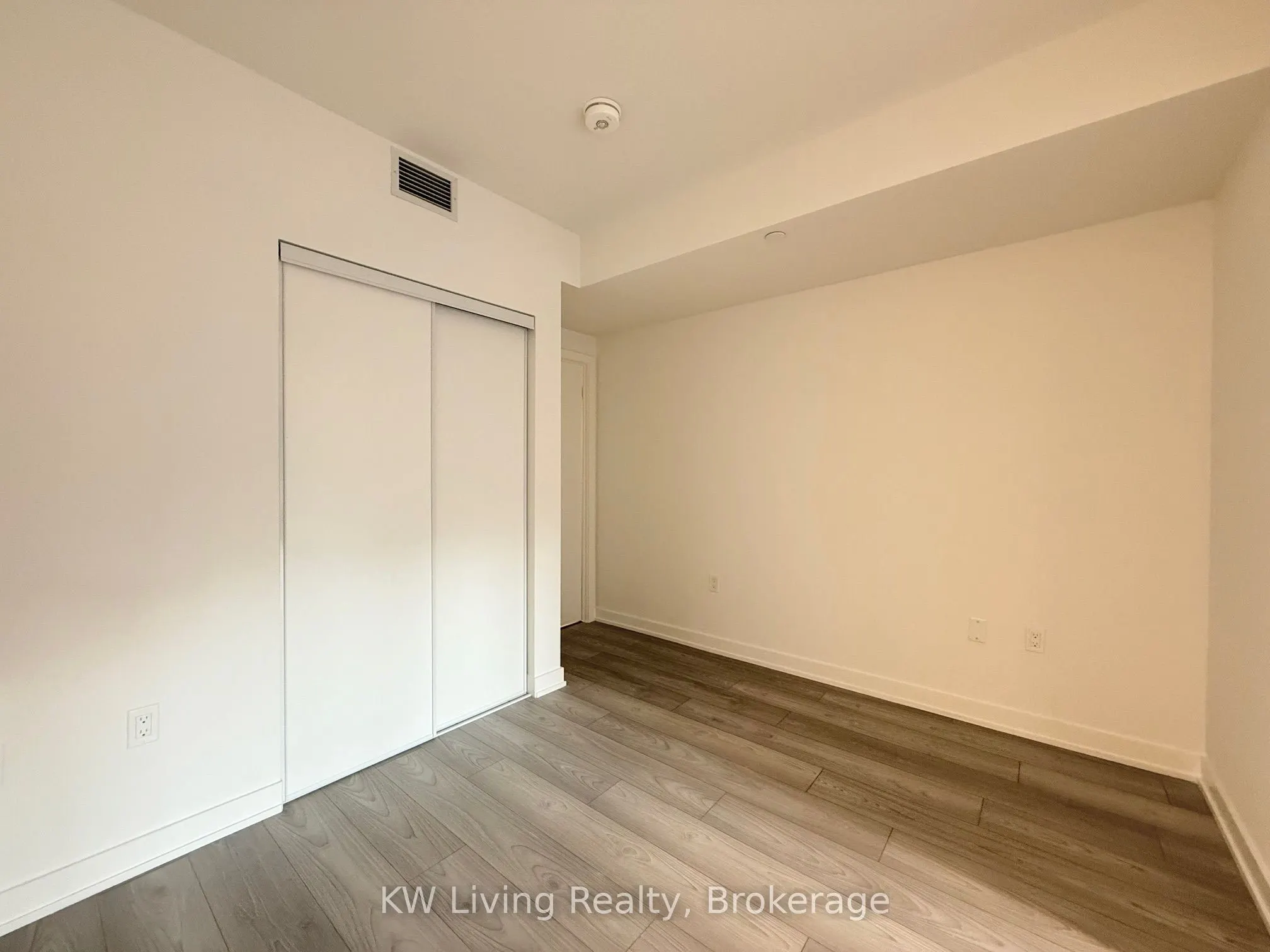 120 Broadway Avenue, #512