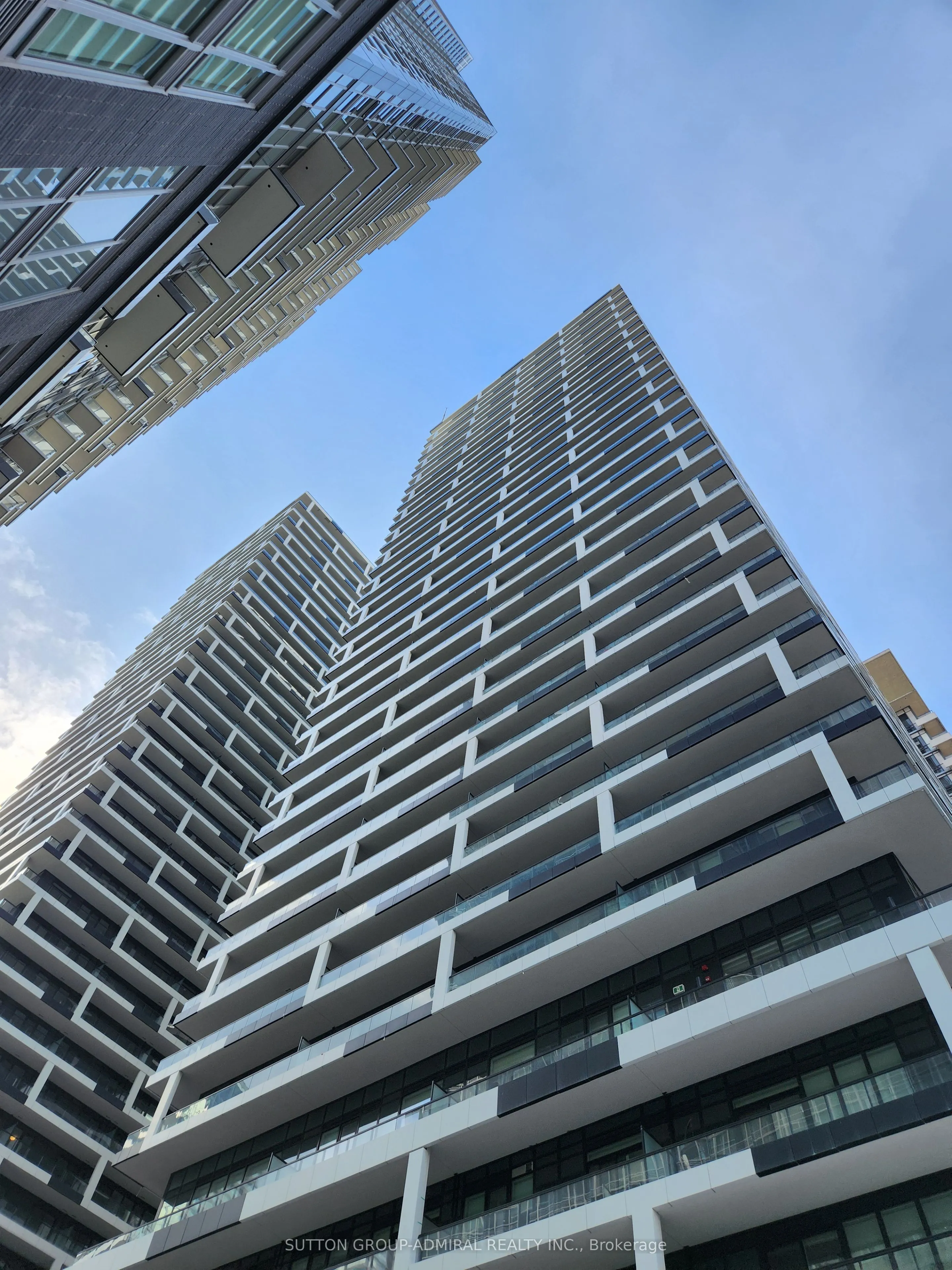 65 Broadway Avenue, #320