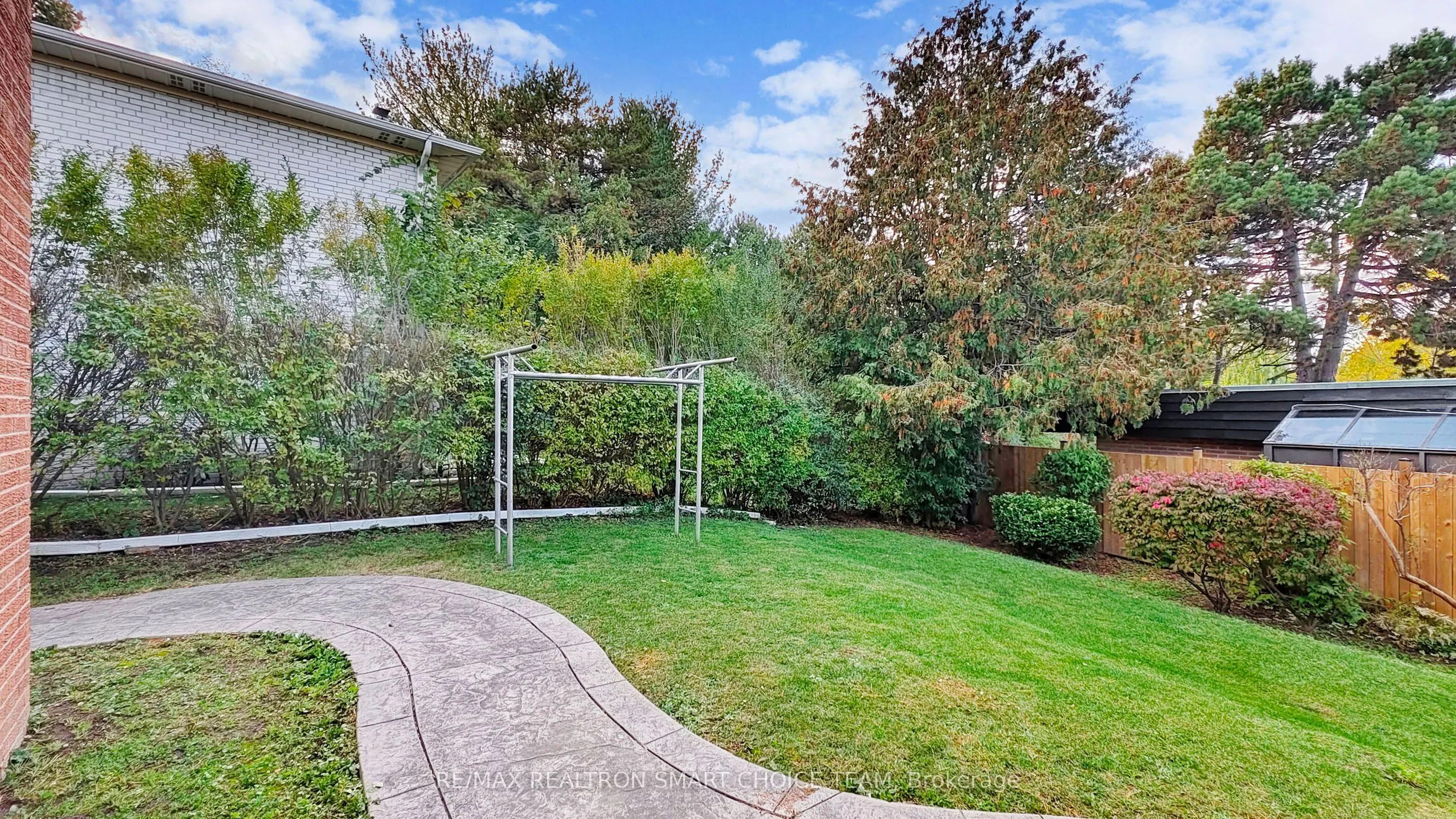 18 Brenham Crescent