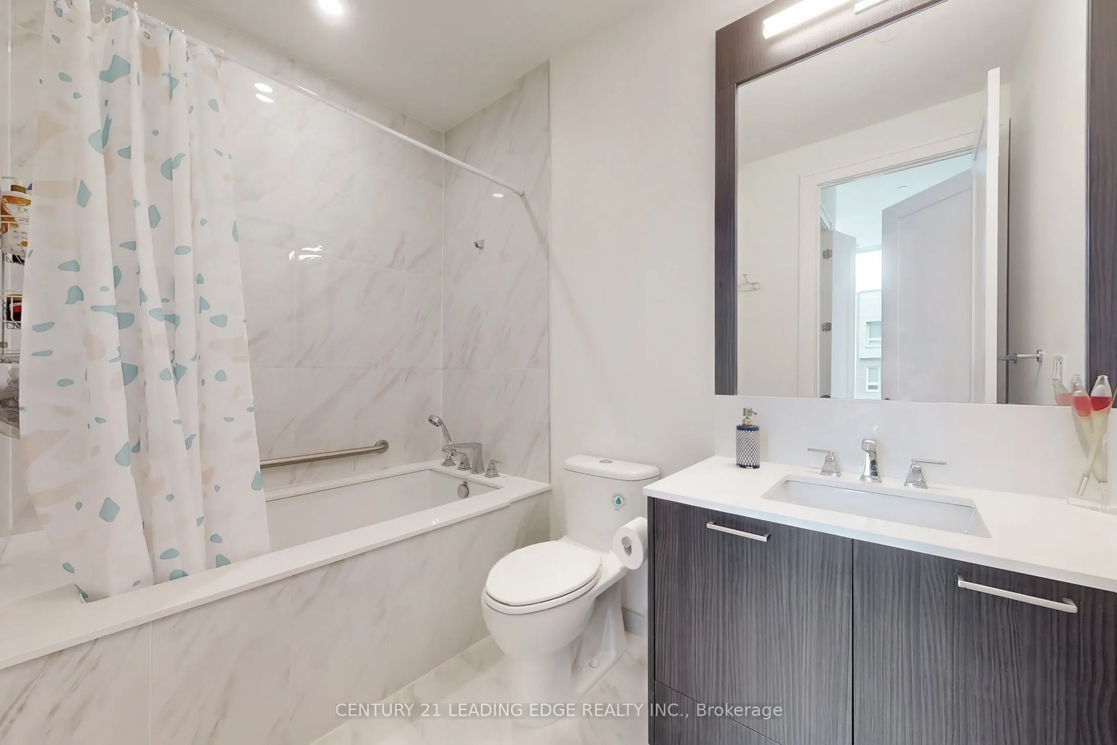25 Adra Grado Way, #115