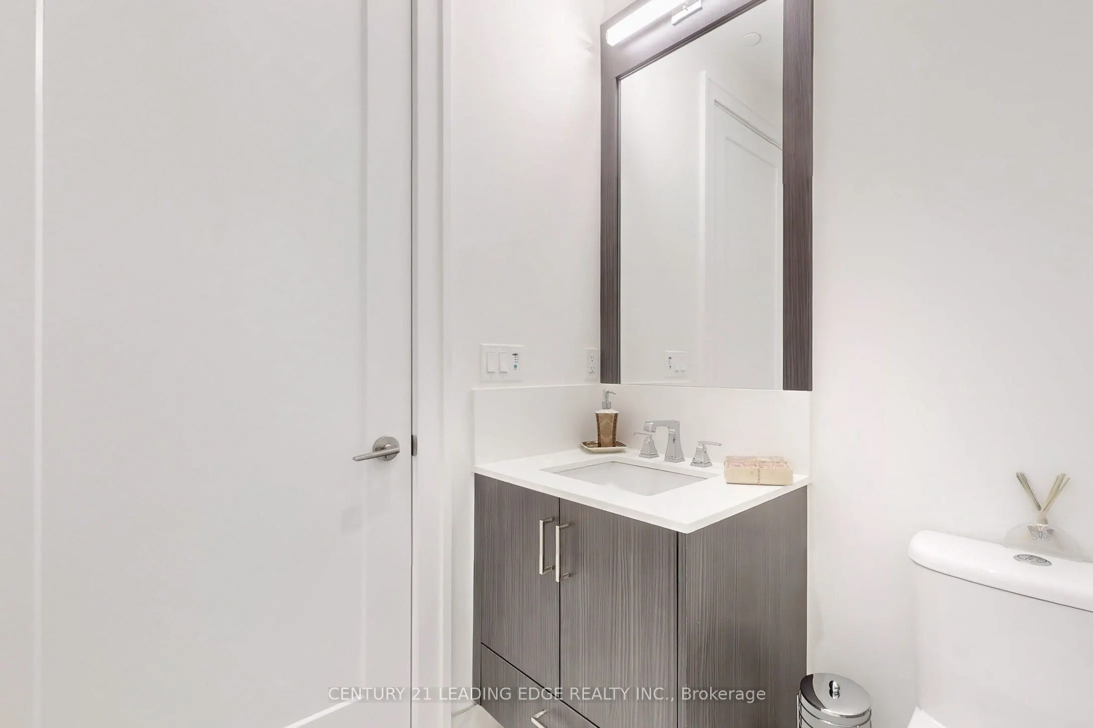 25 Adra Grado Way, #115