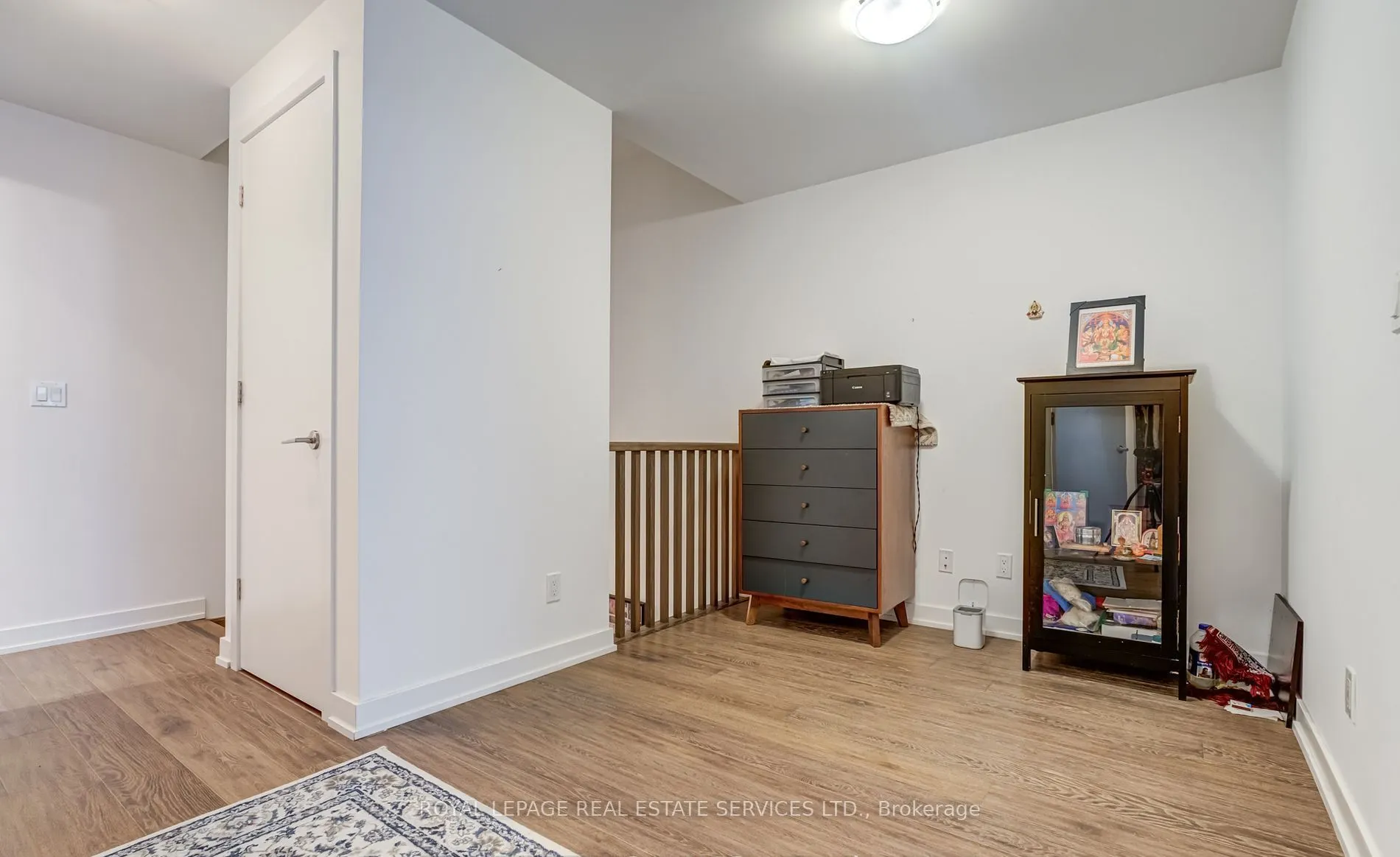 36 Bruyeres Mews, #TH06