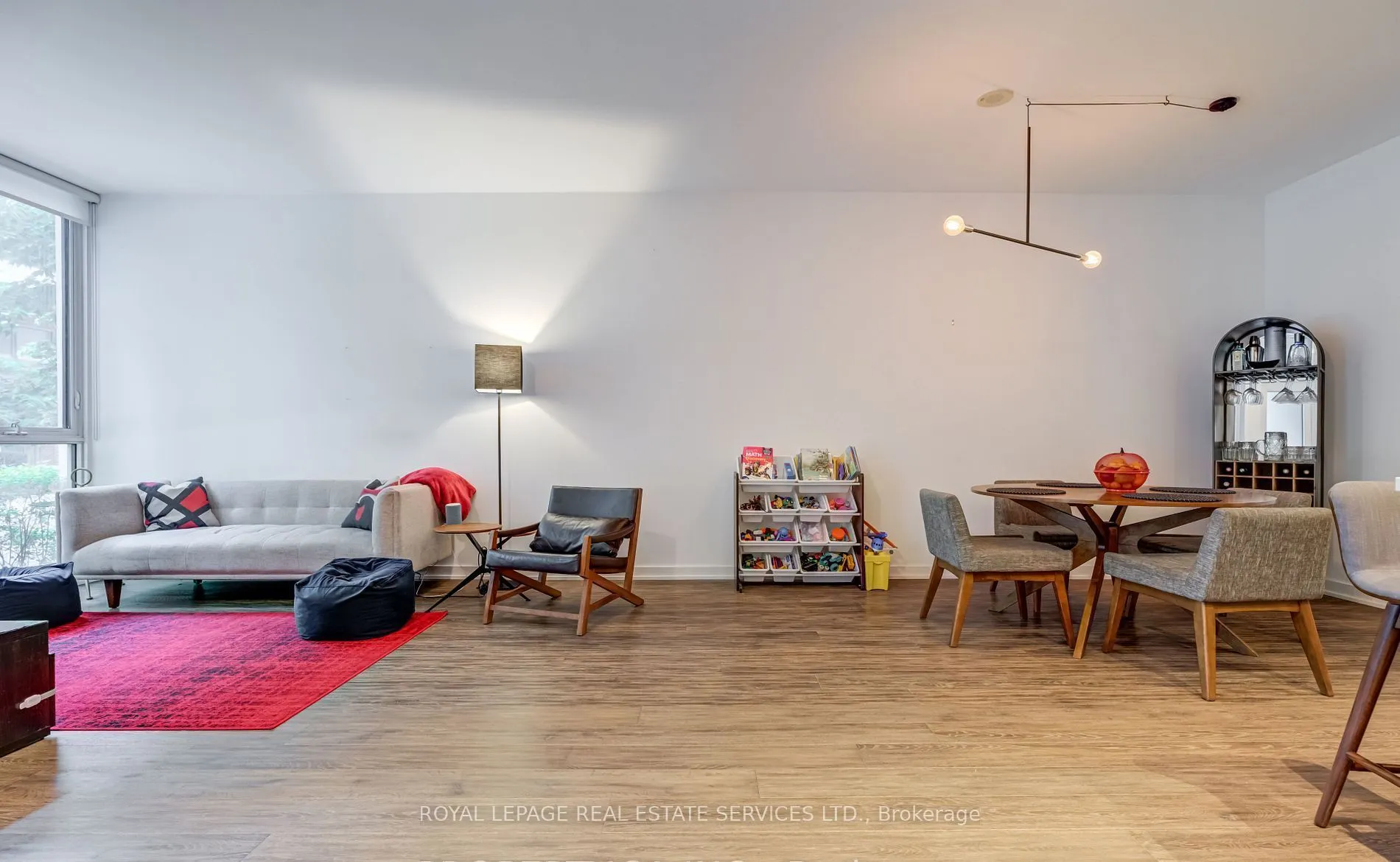 36 Bruyeres Mews, #TH06