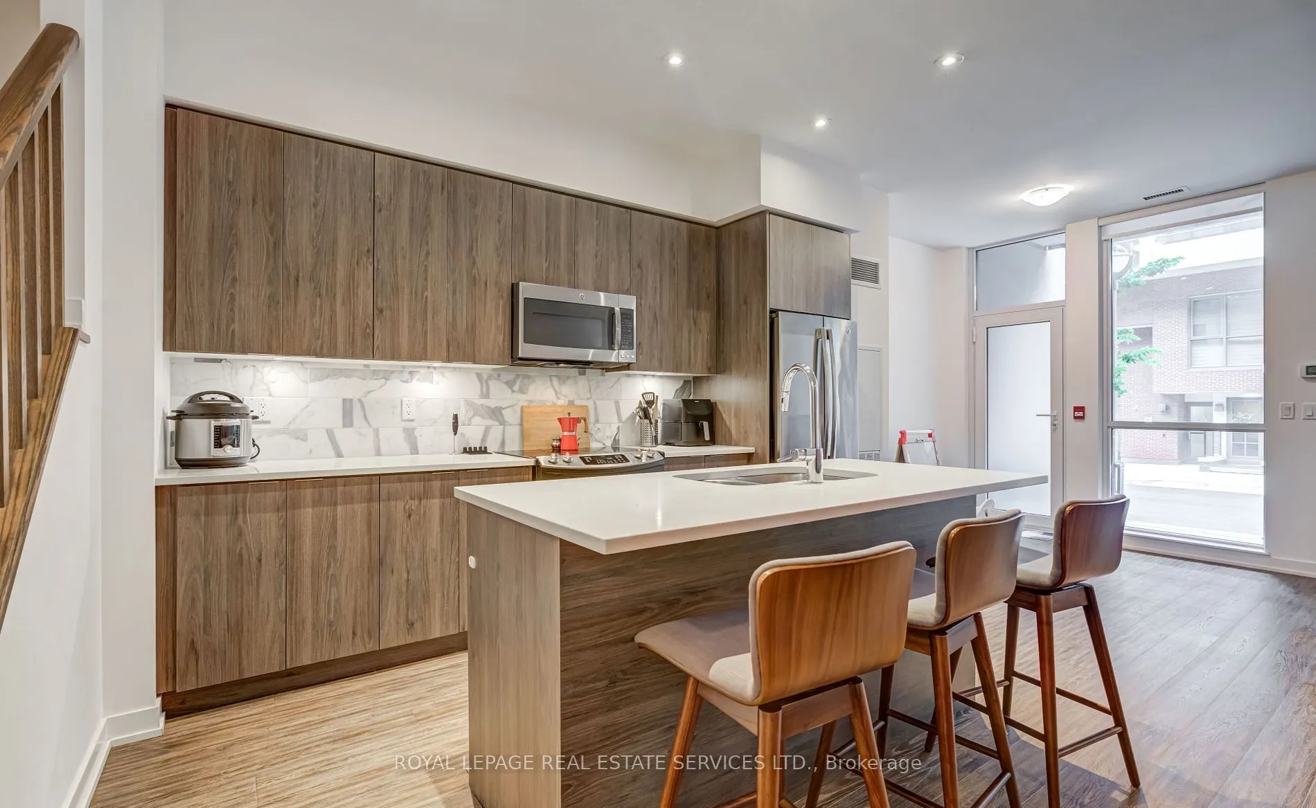 36 Bruyeres Mews, #TH06