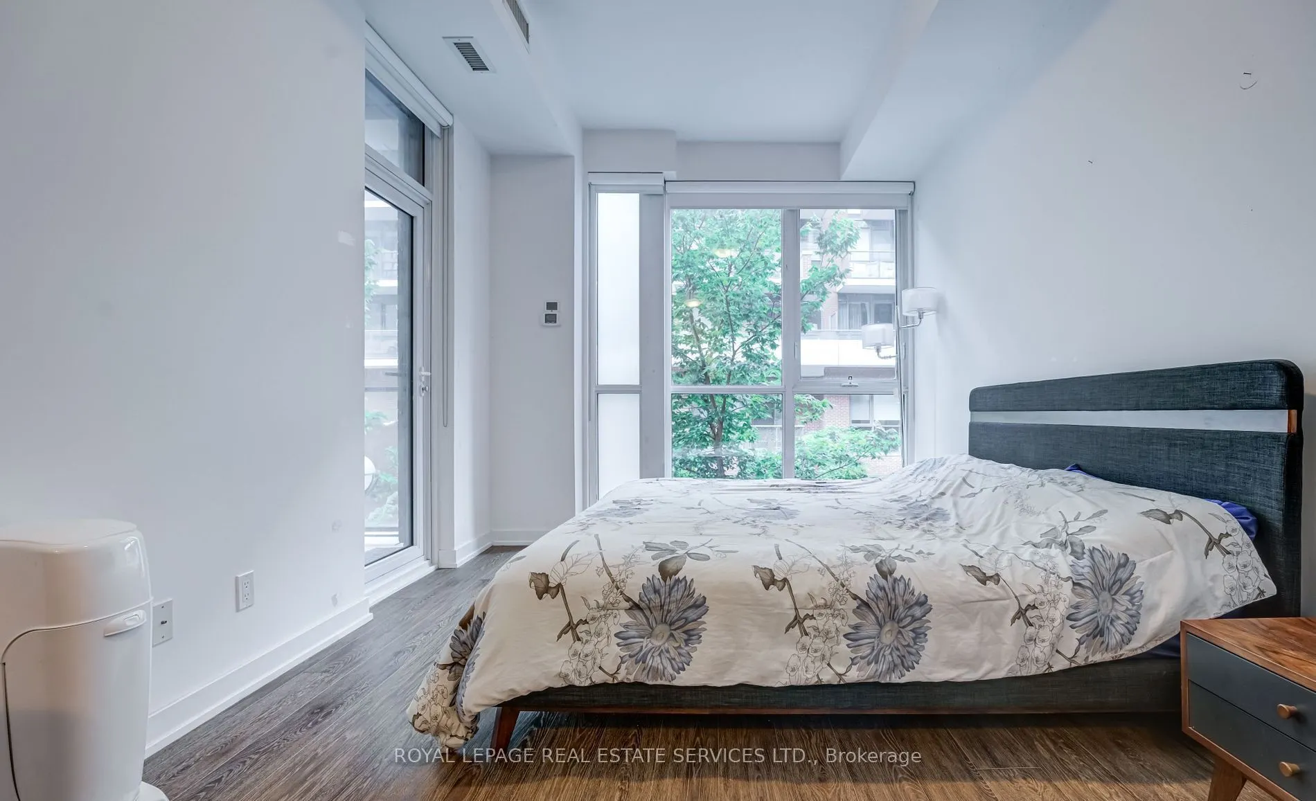 36 Bruyeres Mews, #TH06