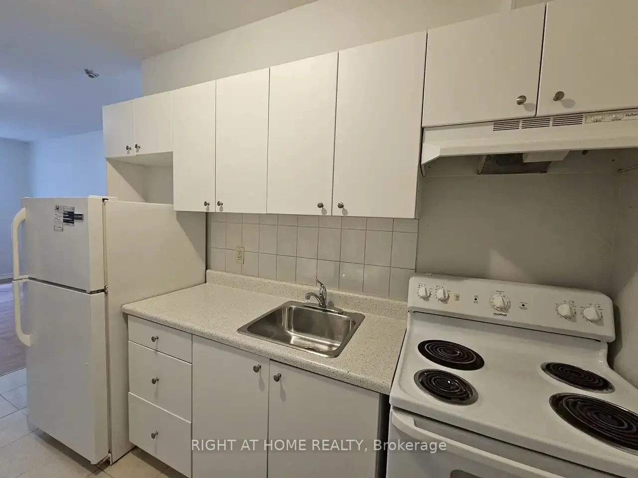 1807 Eglinton Avenue W, #304