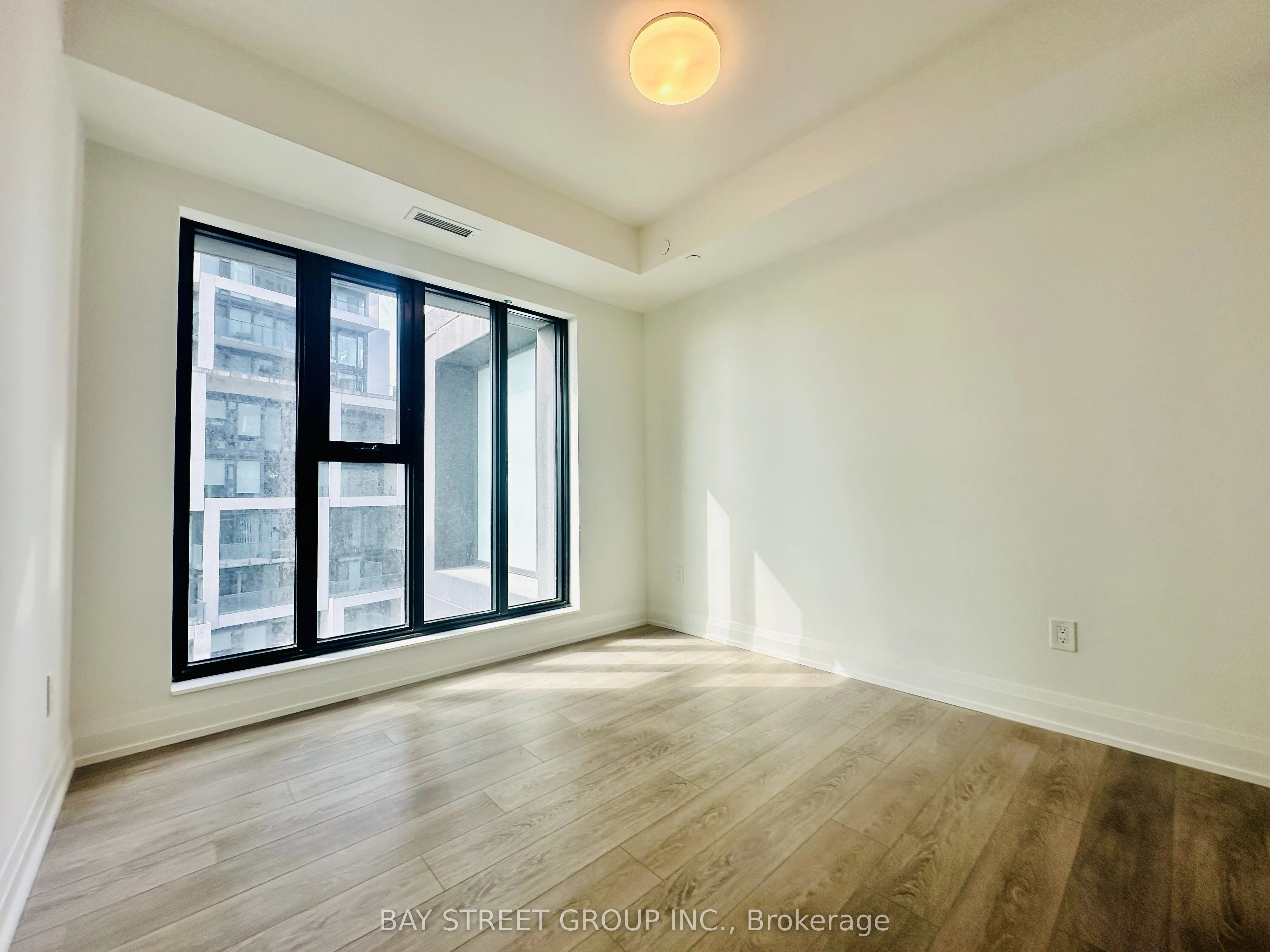 20 Soudan Avenue, #1003