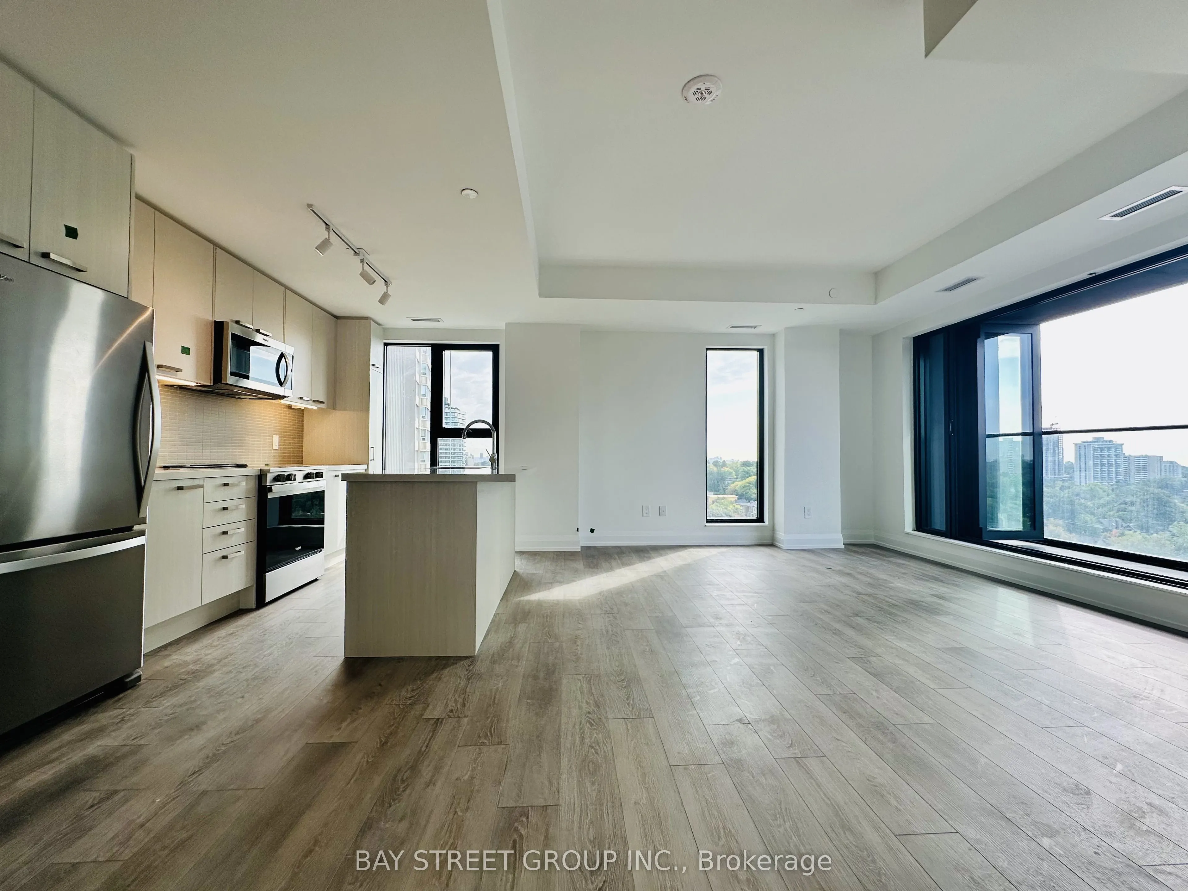 20 Soudan Avenue, #1003