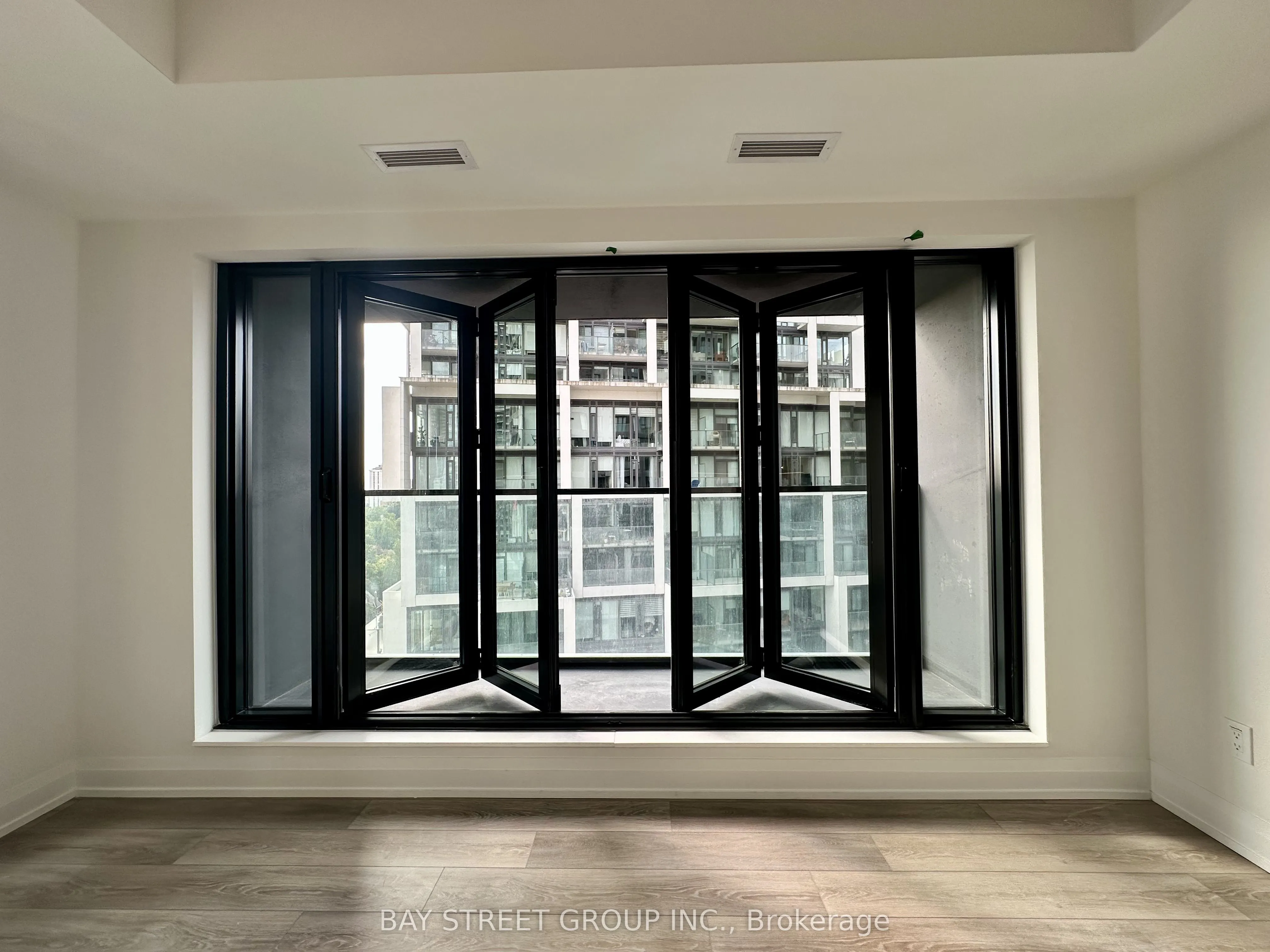 20 Soudan Avenue, #1003