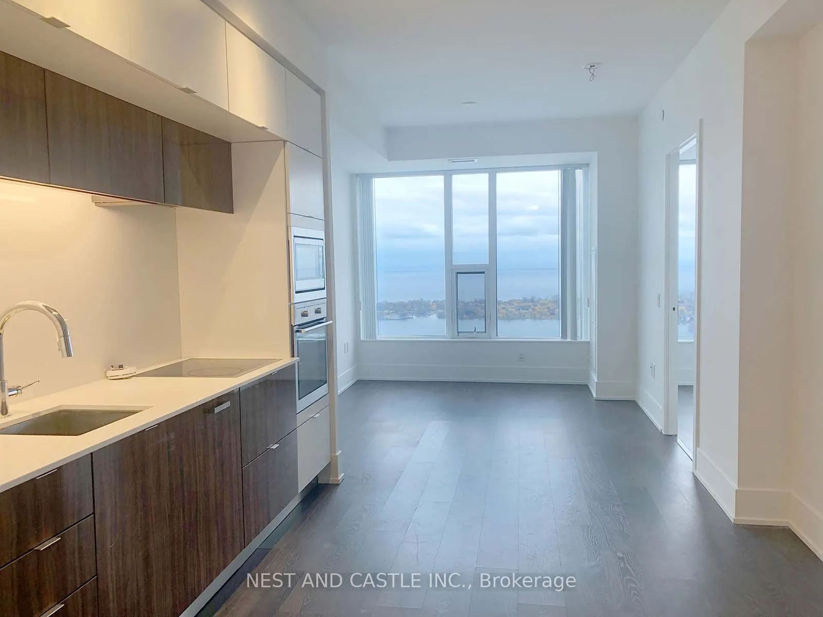 10 York Street, #5807