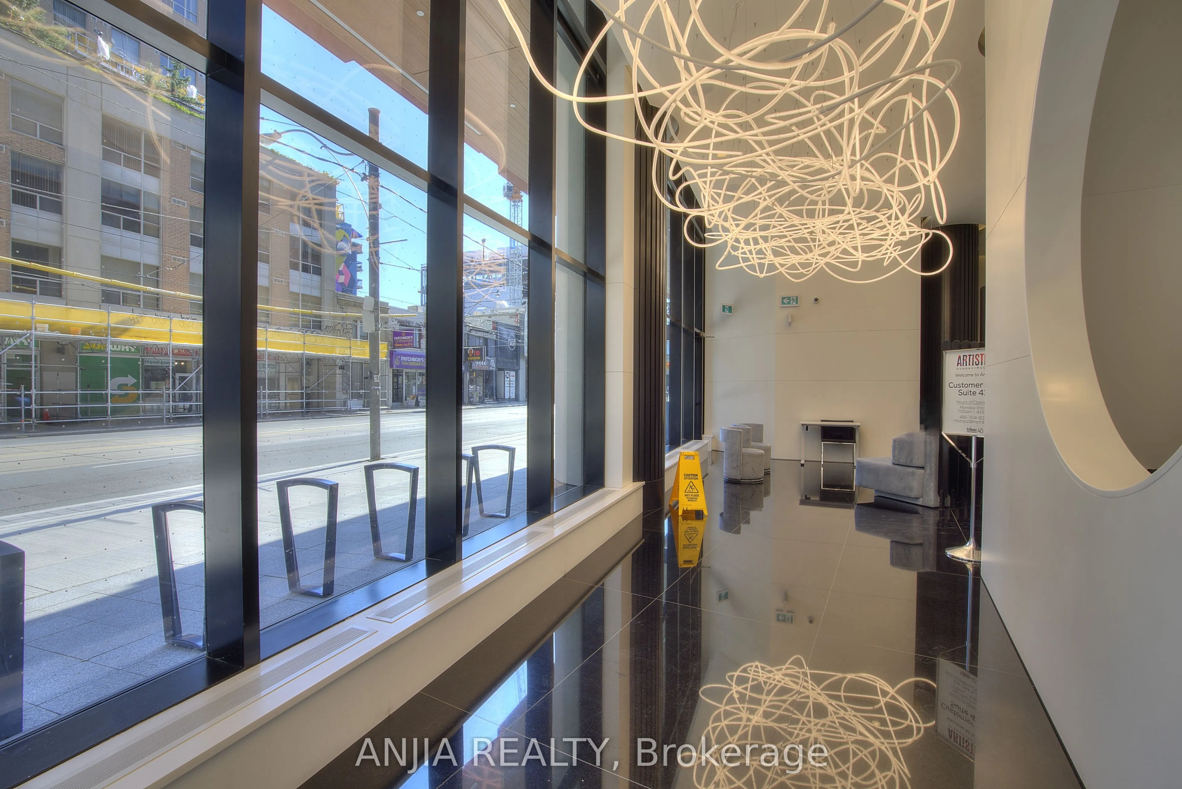 280 Dundas Street, #2204