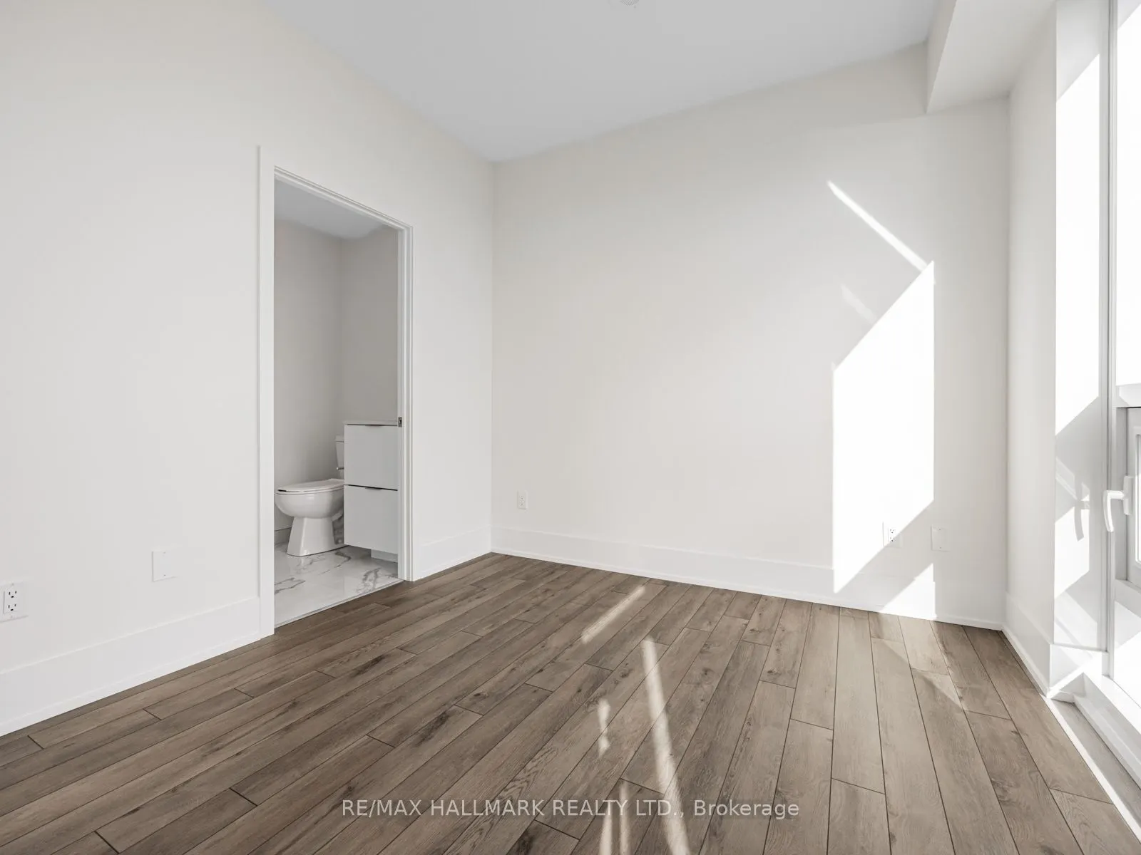 89 Church Street, #4807