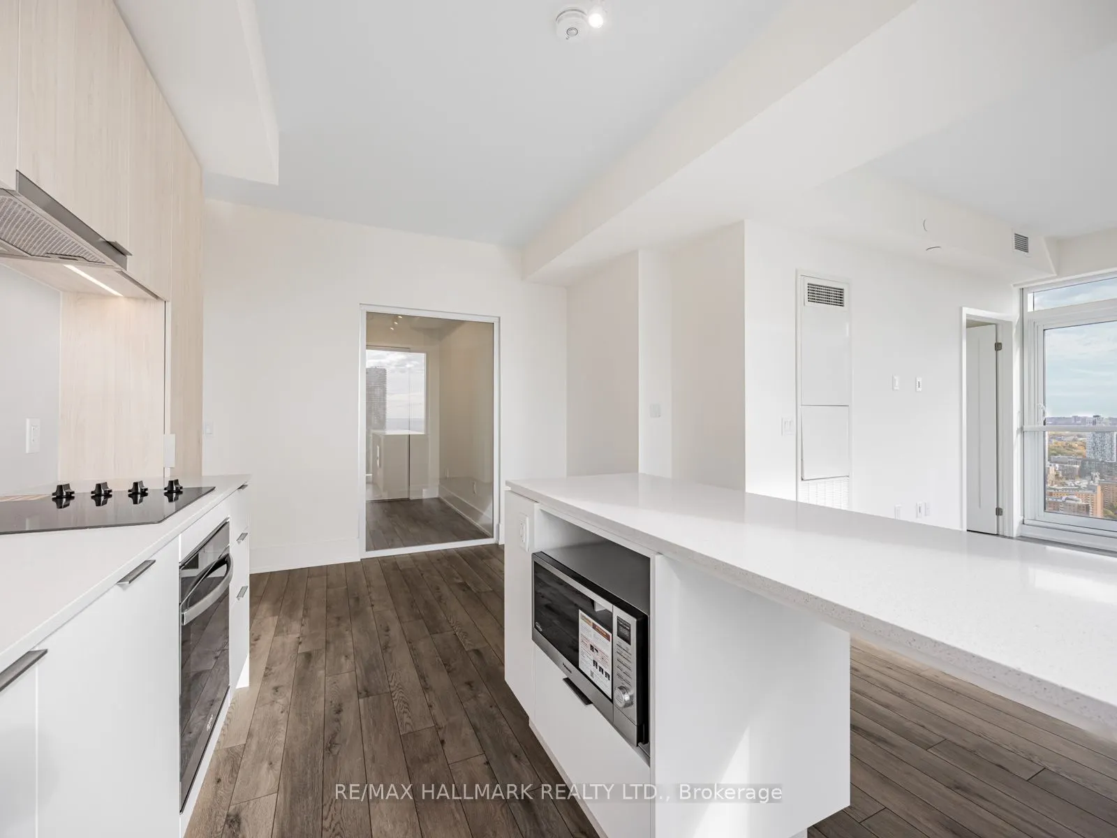 89 Church Street, #4807