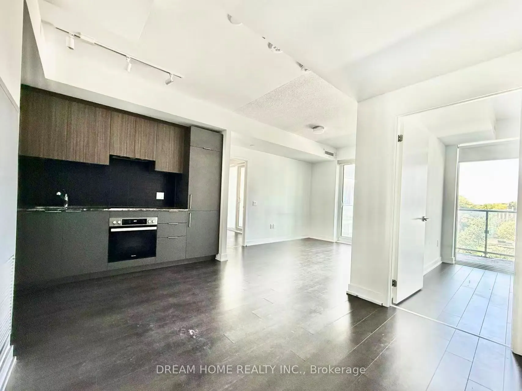 50 O'Neill Road, #403