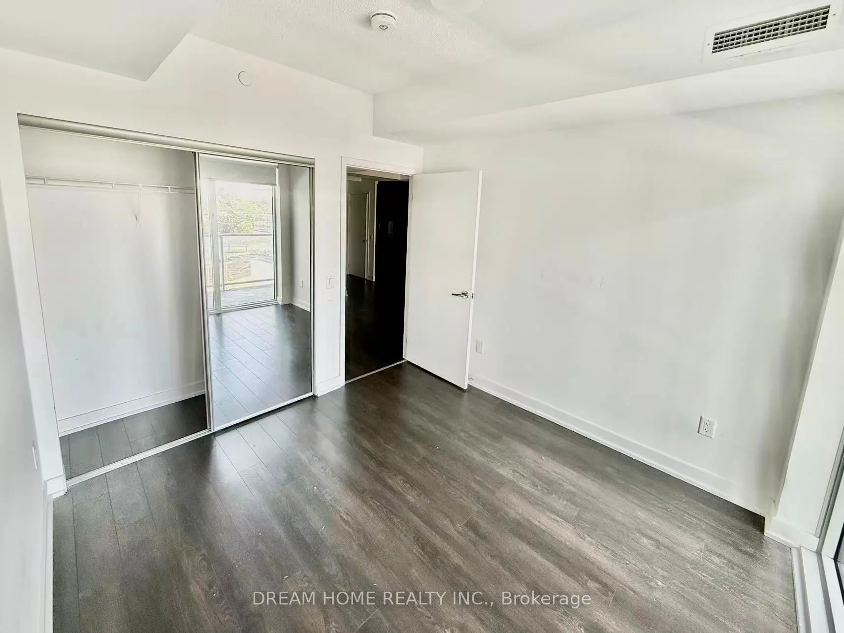 50 O'Neill Road, #403