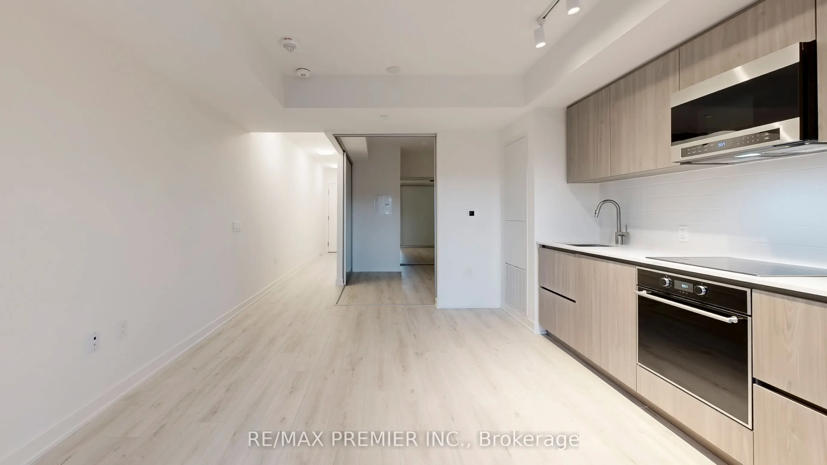 110 Broadway Avenue, #314