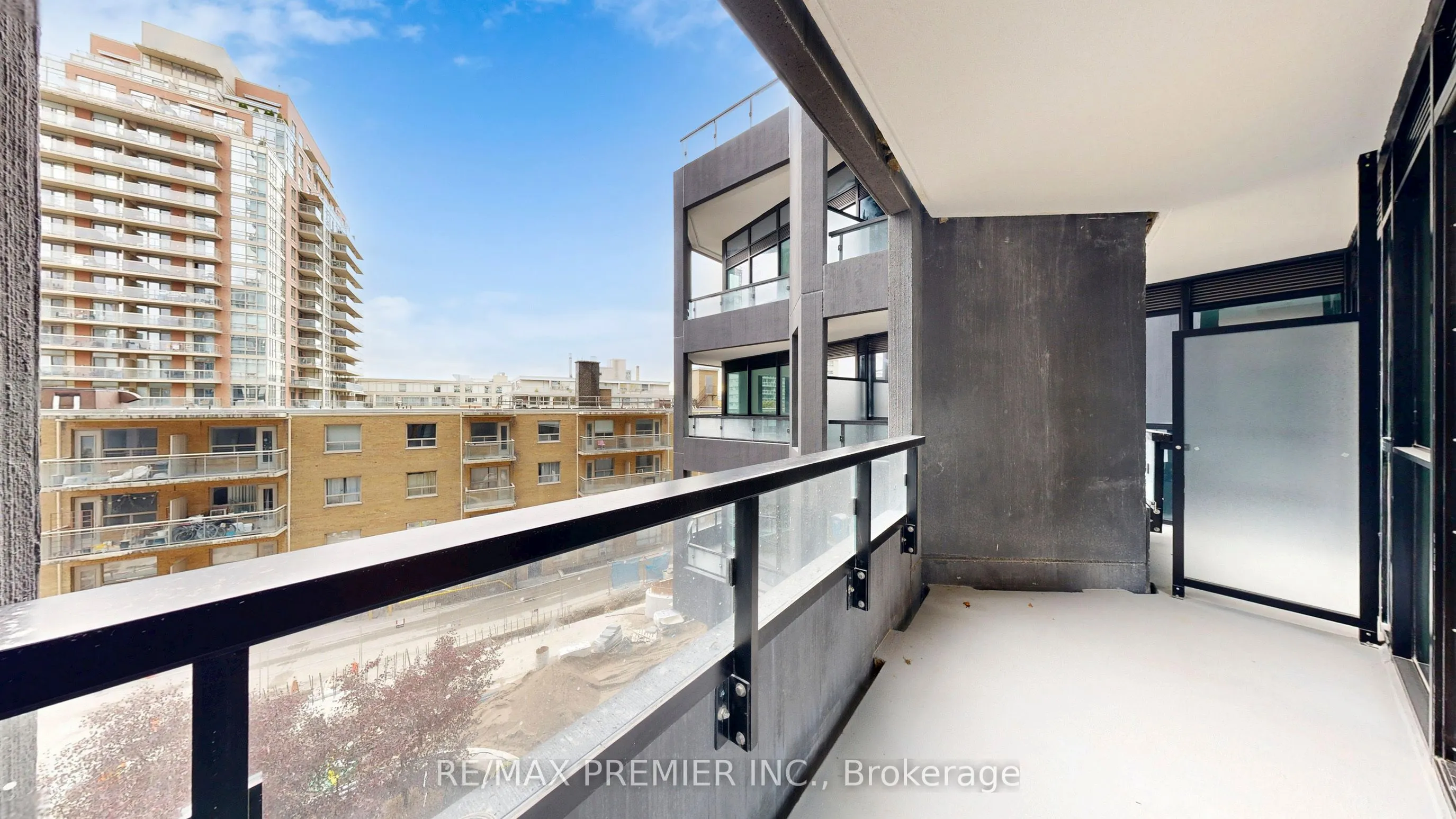 110 Broadway Avenue, #314