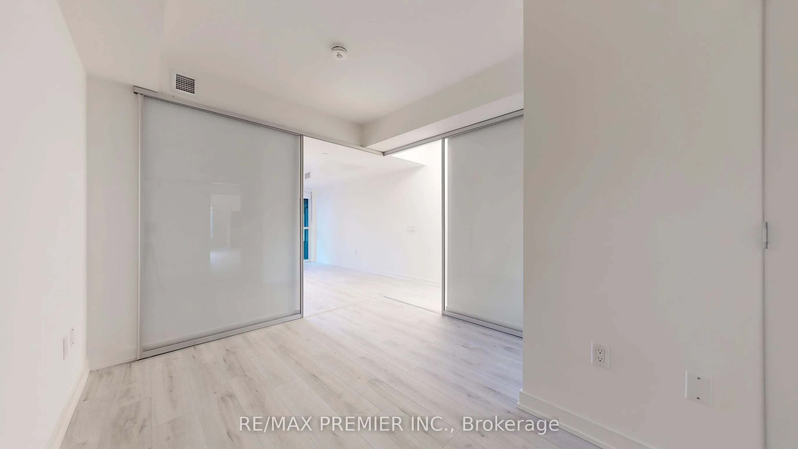110 Broadway Avenue, #314