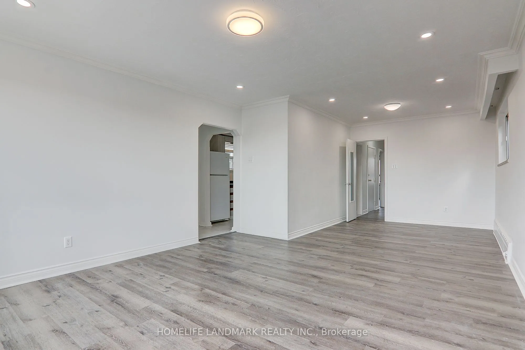 8 Hanson Road, #2(Upper