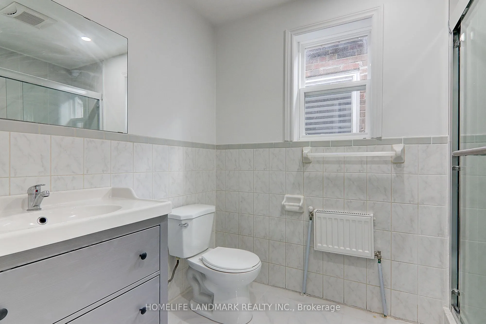 8 Hanson Road, #2(Upper