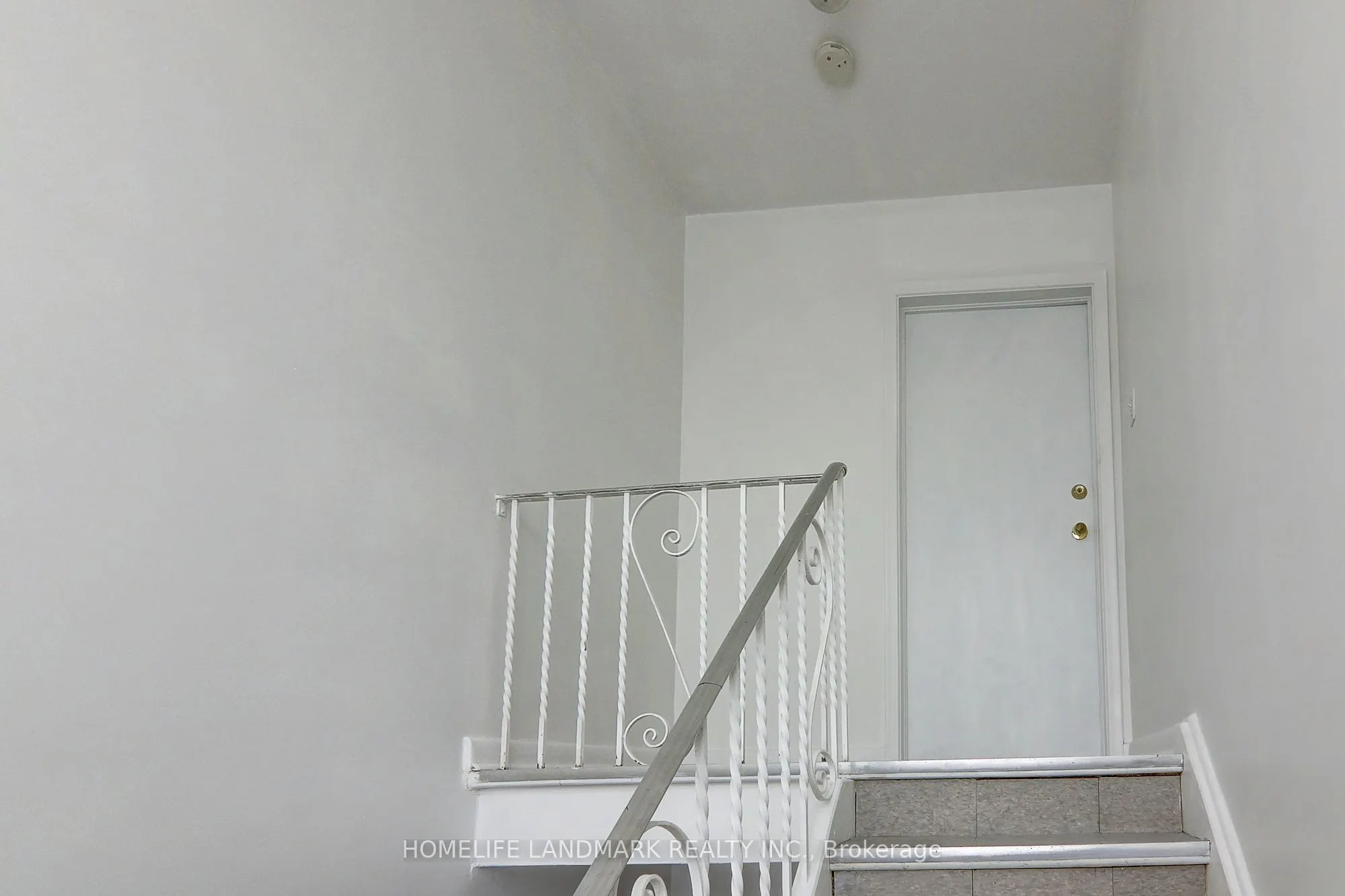 8 Hanson Road, #2(Upper