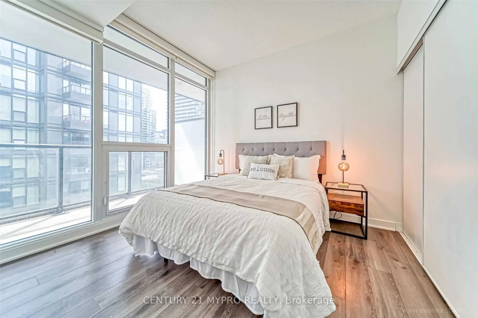 90 Queens Wharf Road S, #807