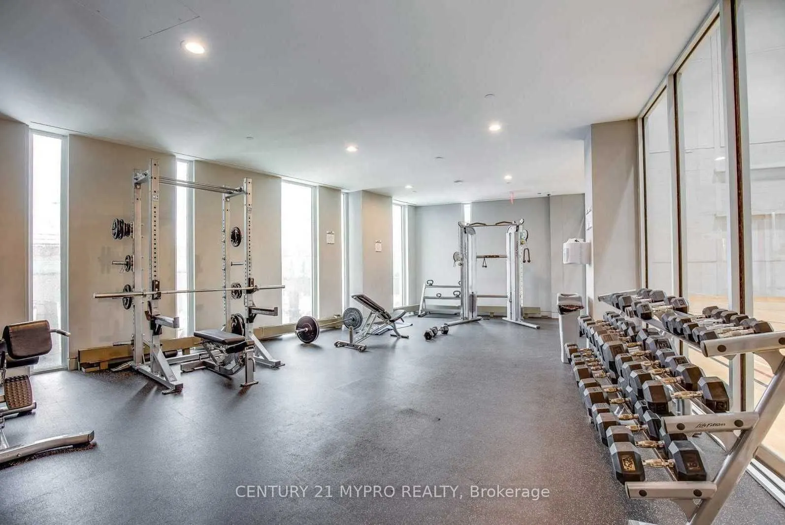90 Queens Wharf Road S, #807