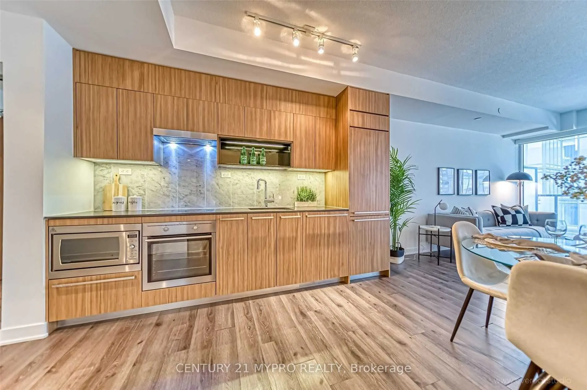 90 Queens Wharf Road S, #807